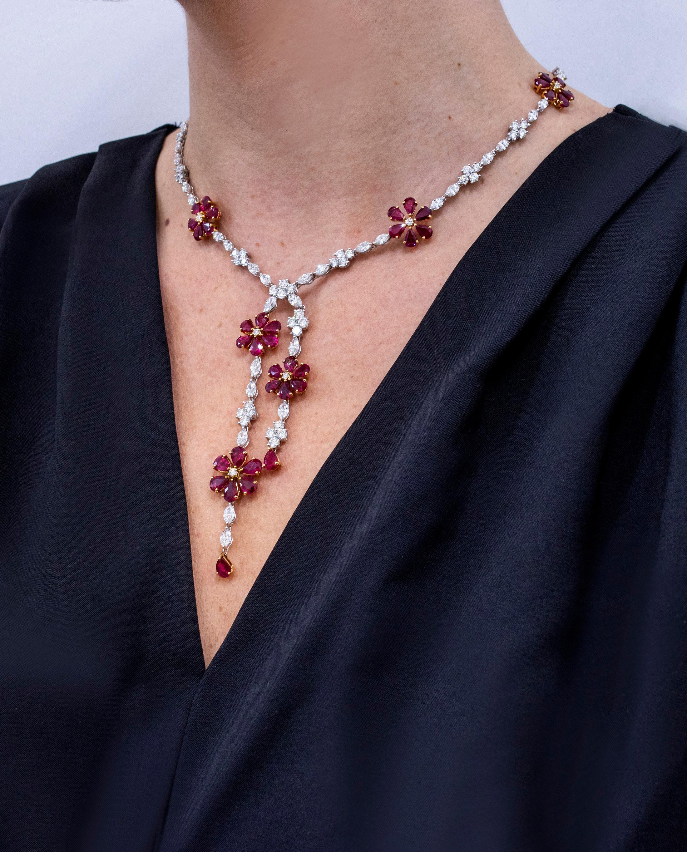 Roman Malakov 41.90 Carats Total Mix-Cut Ruby and Diamond Flower-Motif Necklace In New Condition In New York, NY