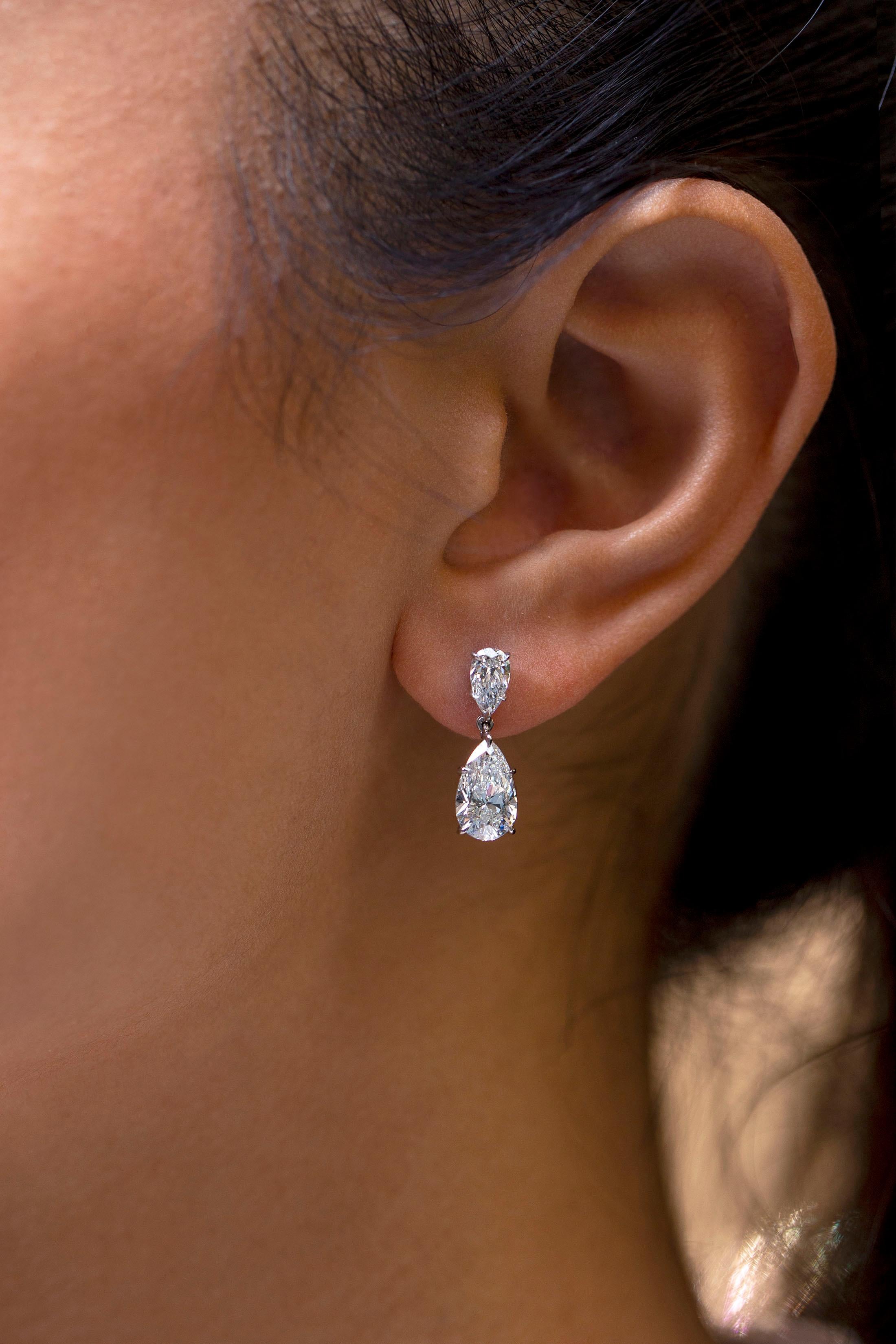 Roman Malakov GIA-zertifizierte 3,20 Karat birnenförmige Diamant-Ohrringe (Tropfenschliff) im Angebot