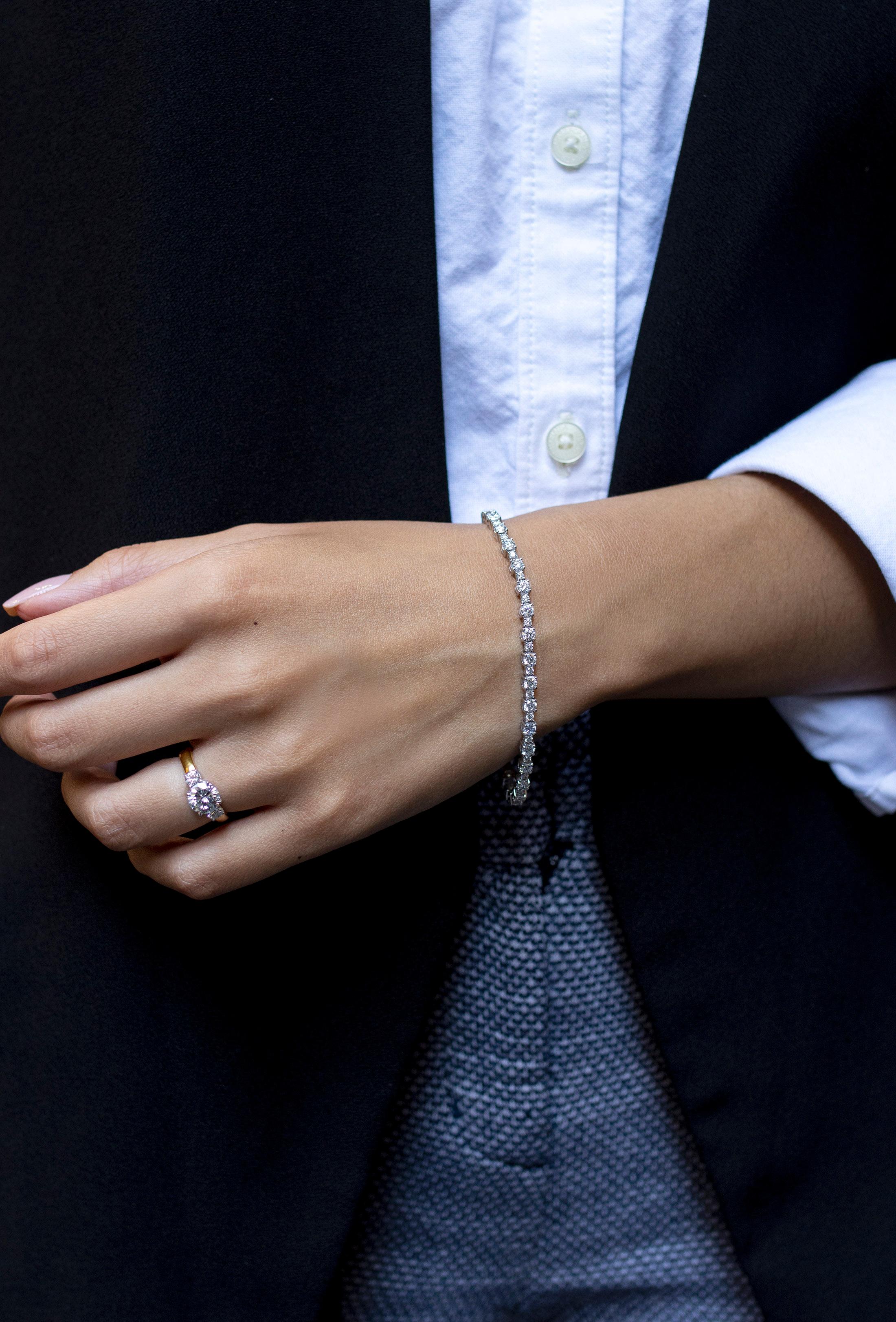 Roman Malakov Diamonds Bracelet Tennis 4.53 Carats Total Round Brilliant Cut Diamond Neuf - En vente à New York, NY