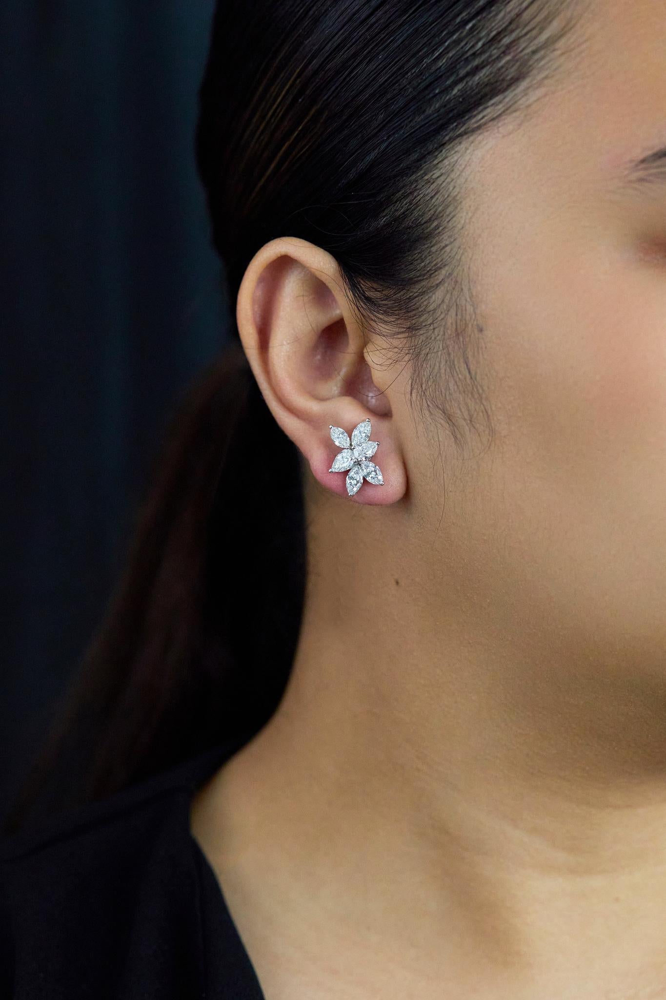 Roman Malakov Diamonds 4.71 Carats Marquise & Pear Shape Earrings in White Gold Pour femmes en vente