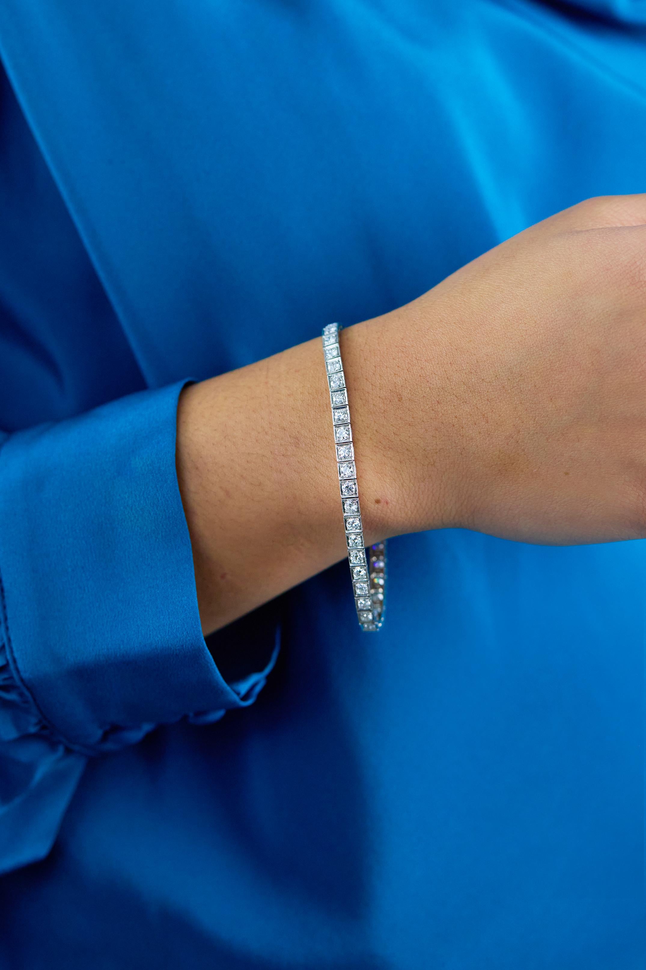 Antikes Tennisarmband aus Platin mit 4,85 Karat Diamanten im alteuropäischen Schliff im Zustand „Gut“ im Angebot in New York, NY
