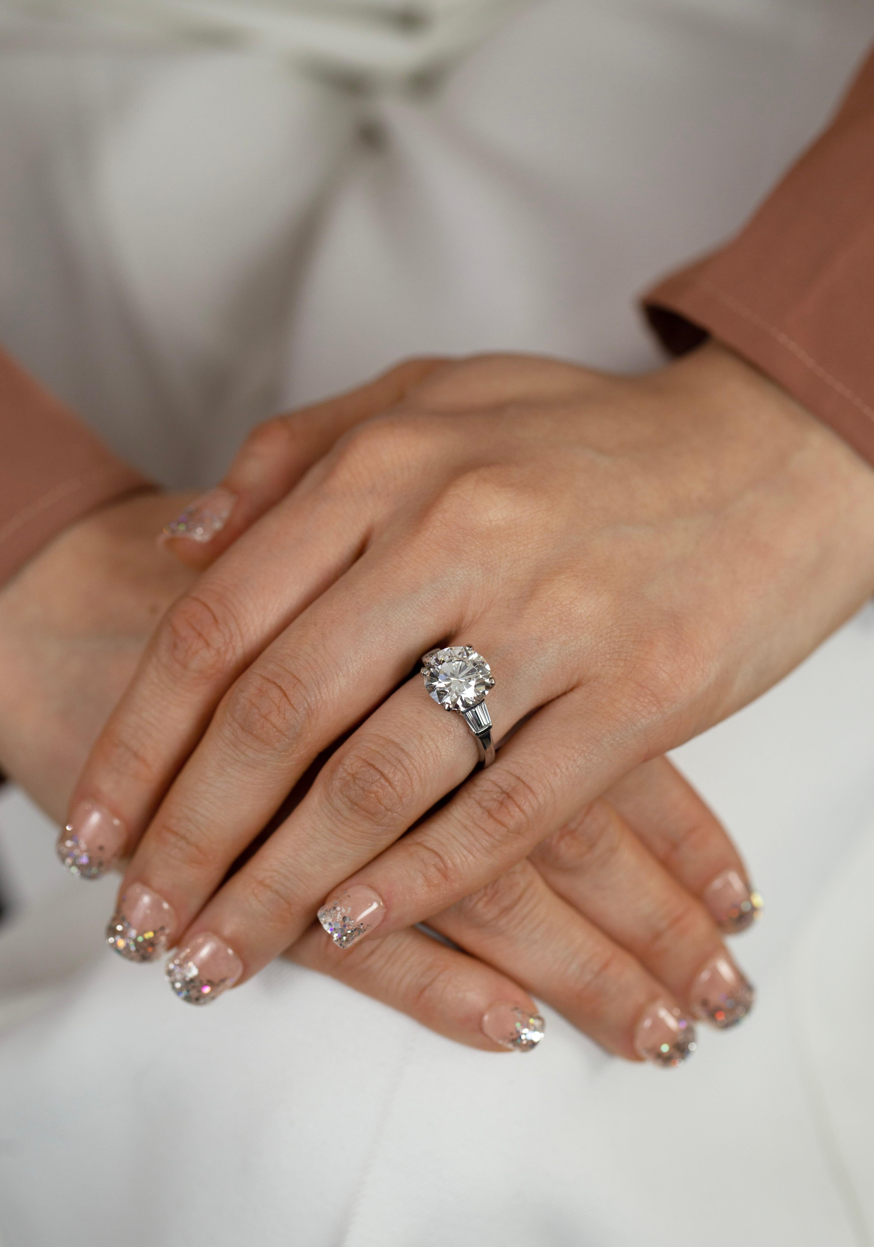Contemporary Roman Malakov 5.02 Carat Round Shape Diamond Three-Stone Engagement Ring For Sale
