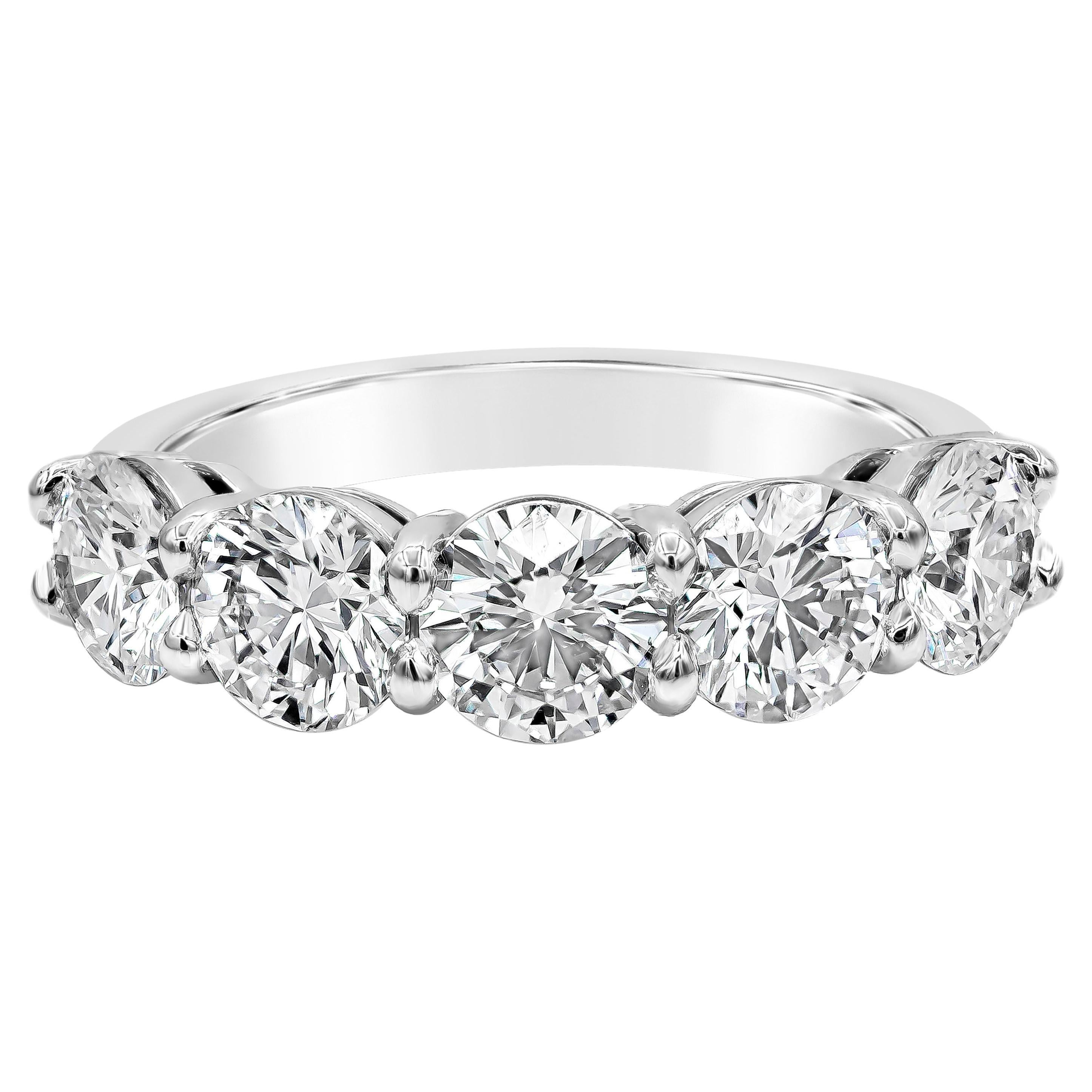 Roman Malakov 5.28 Carat Five Stone Round Cut Diamond Wedding Band Ring For Sale