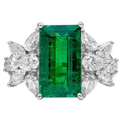 Roman Malakov 5.40 Carat Colombian Green Emerald Fashion Ring