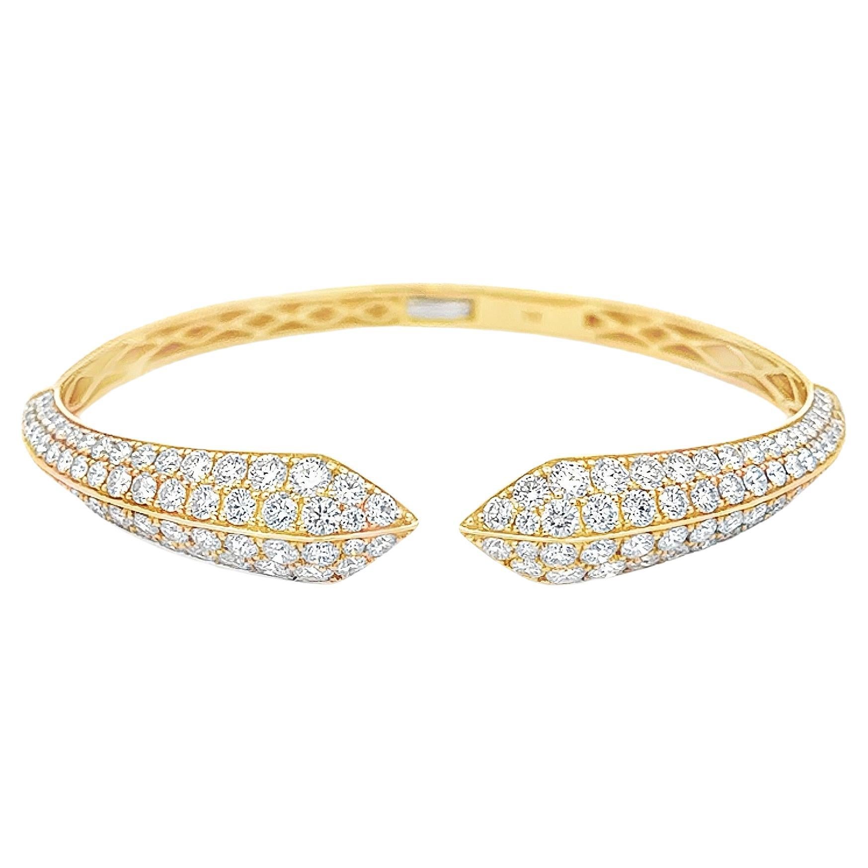 Roman Malakov Manschettenarmband mit 5,47 Karat rundem Diamanten im Brillantschliff