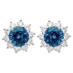 Roman Malakov Diamonds Clips d'oreilles saphir et diamant ronds de 5,50 carats au total