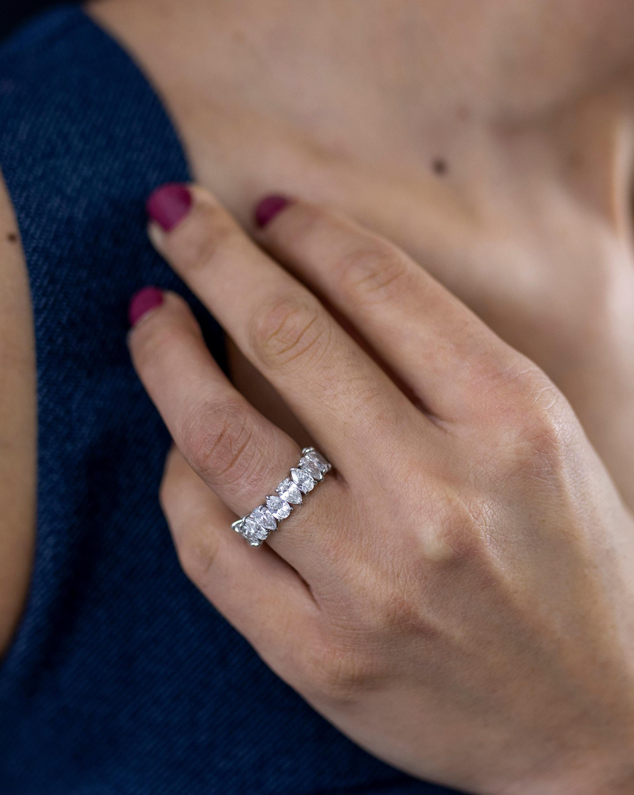 Roman Malakov 5,52 Karat birnenförmiger Diamant-Ehering im Zustand „Neu“ im Angebot in New York, NY