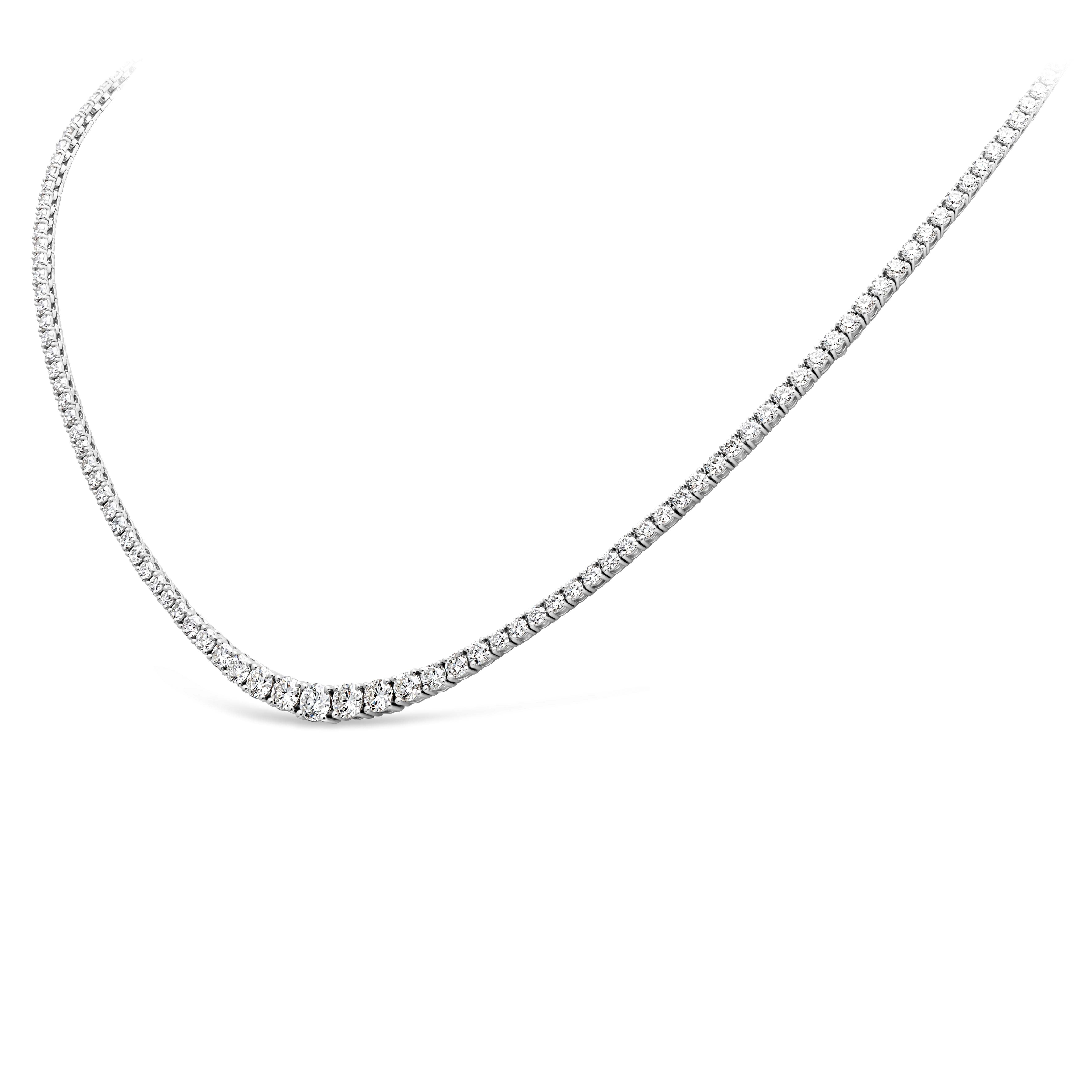 Roman Malakov 6.25 Karat Gesamt abgestufte runde Diamant Riviere Tennis-Halskette (Zeitgenössisch) im Angebot