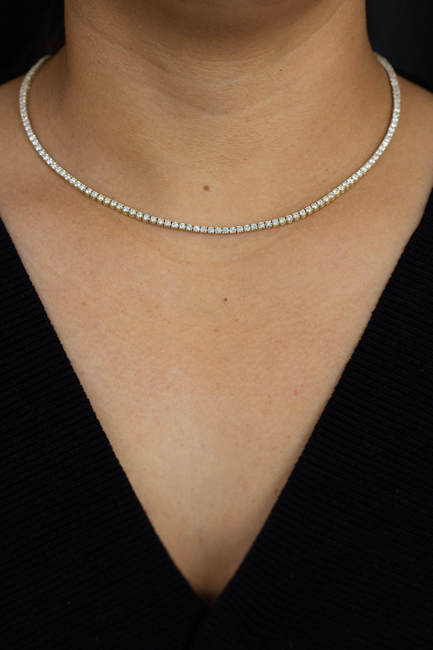 Roman Malakov 6.89 Karat Brillant-Tennis-Halskette mit runden Diamanten Damen im Angebot