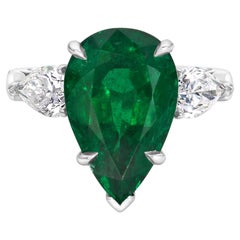 Roman Malakov 5.85 Carats Pear Shape Emerald & Diamond Three-Stone Fashion Ring
