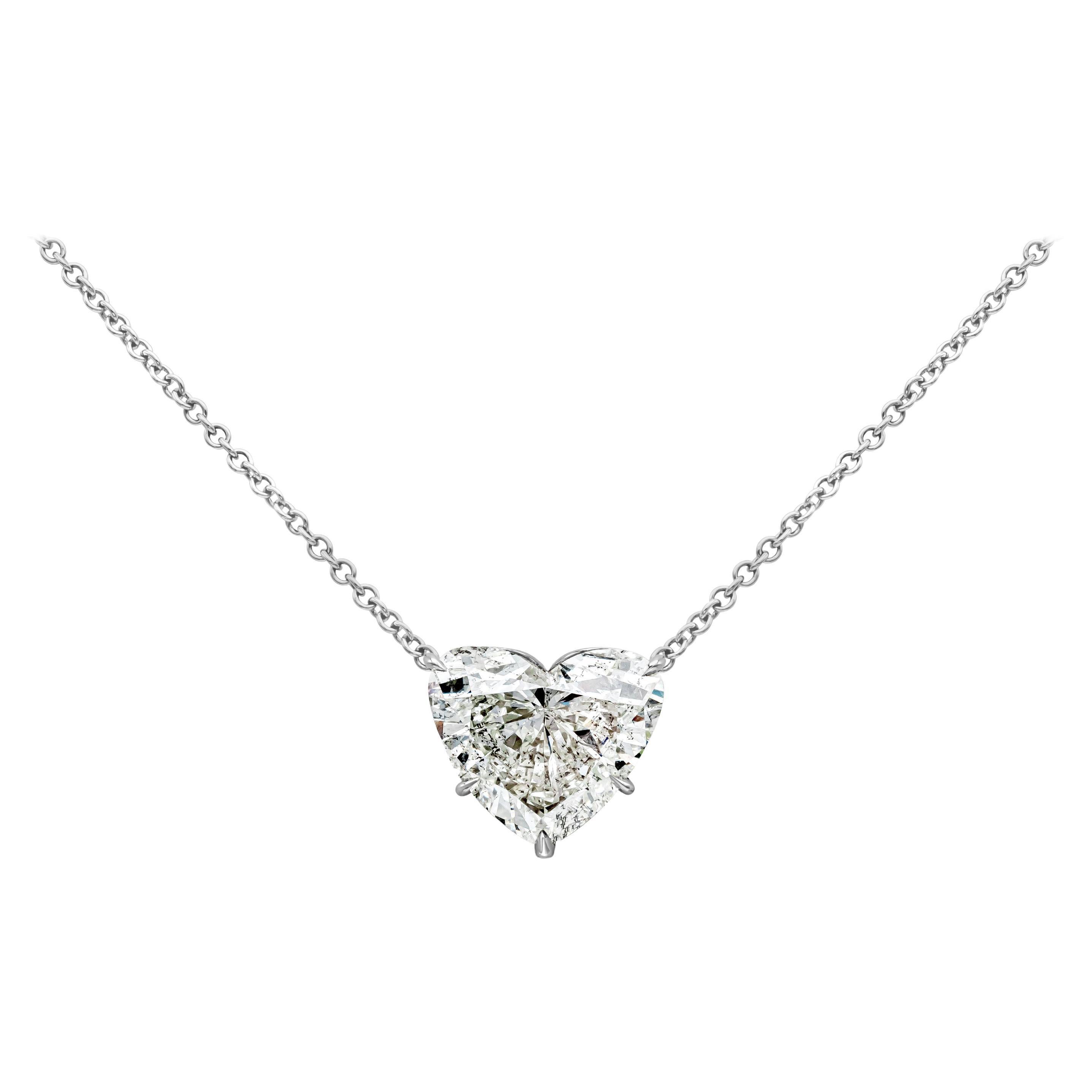 Roman Malakov 7.05 Carat Total Heart Shape Diamond Pendant Necklace For Sale