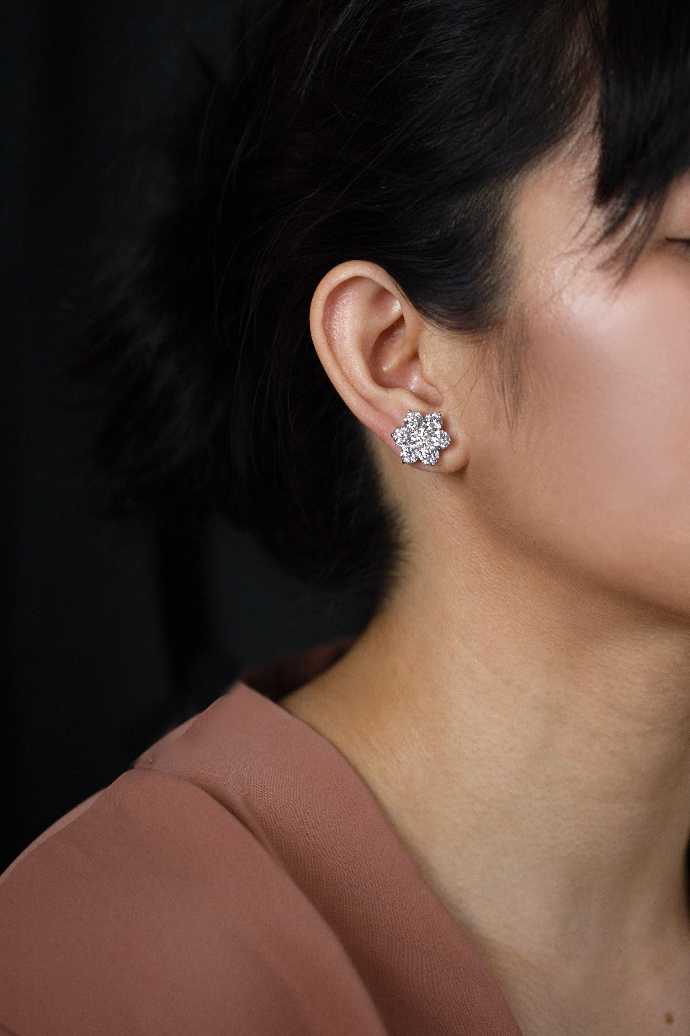 Contemporary Roman Malakov 7.48 Carats Total Brilliant Round Cut Diamond Flower Stud Earrings For Sale