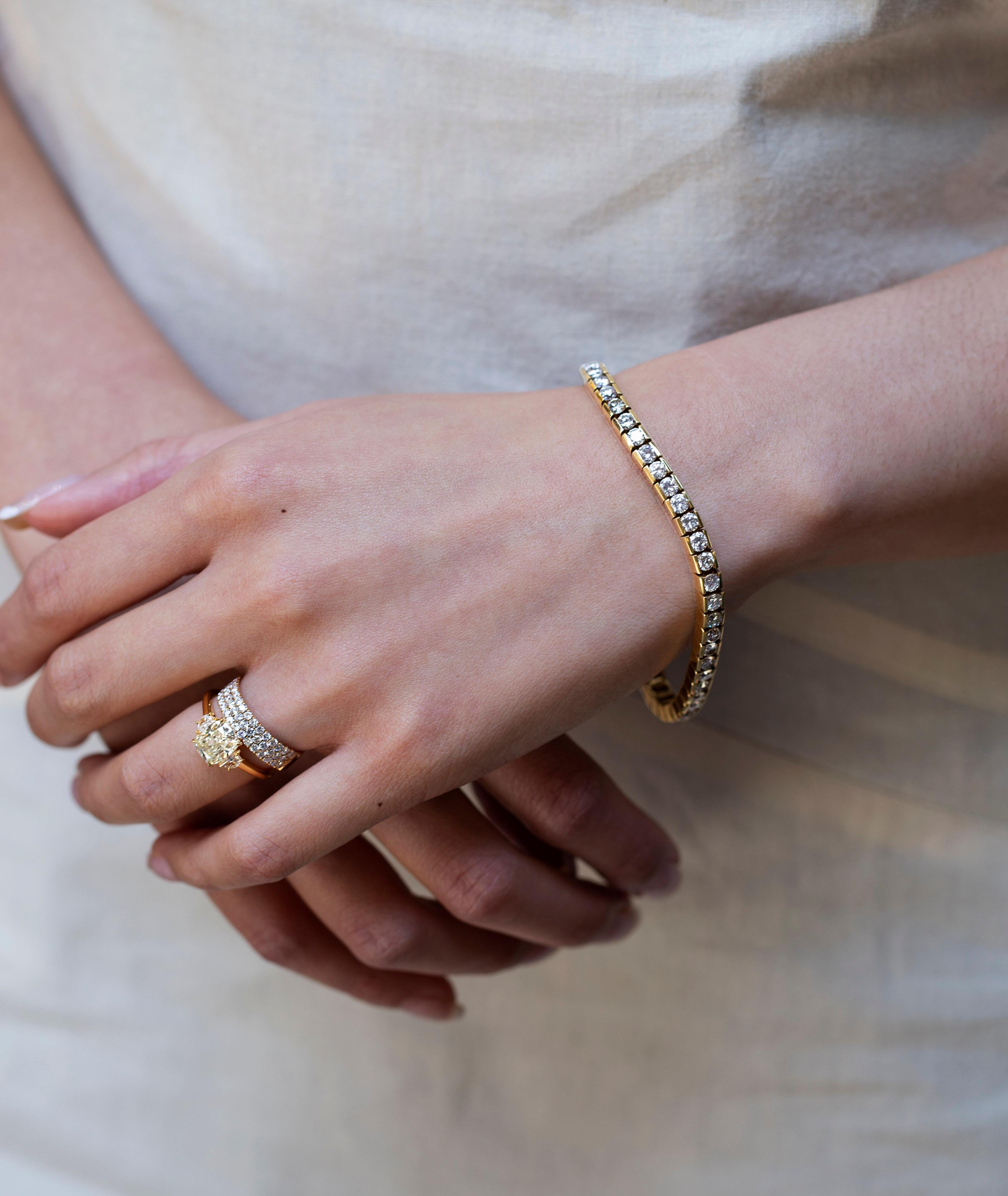 roman gold bracelet with diamonds