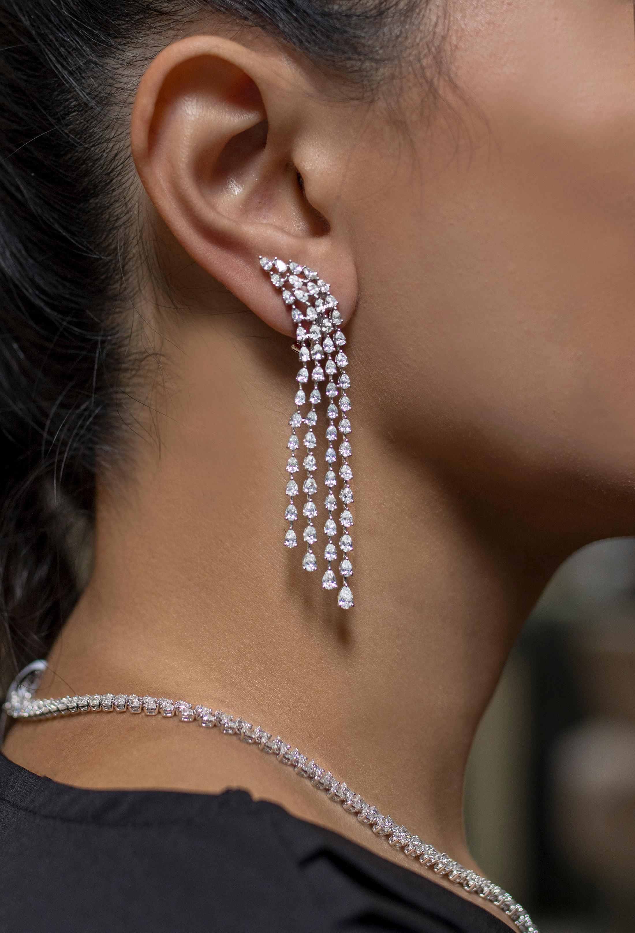 Women's Roman Malakov 7.58 Total Carat Four Strand Pear Cut Diamond Dangle Drop Earrings For Sale