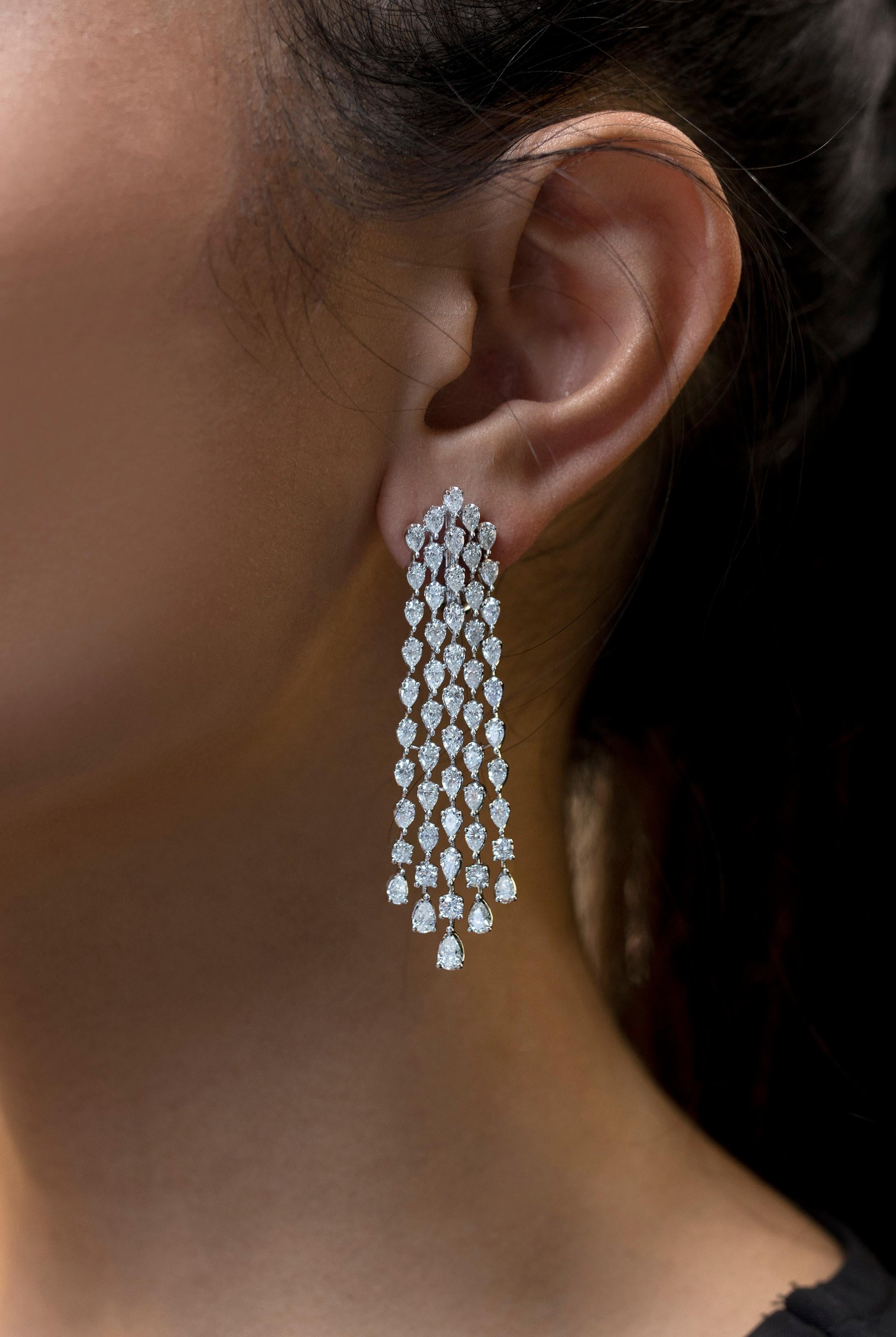 Contemporary Roman Malakov 8.10 Carat Total Pear Shape Waterfall Diamond Chandelier Earrings For Sale