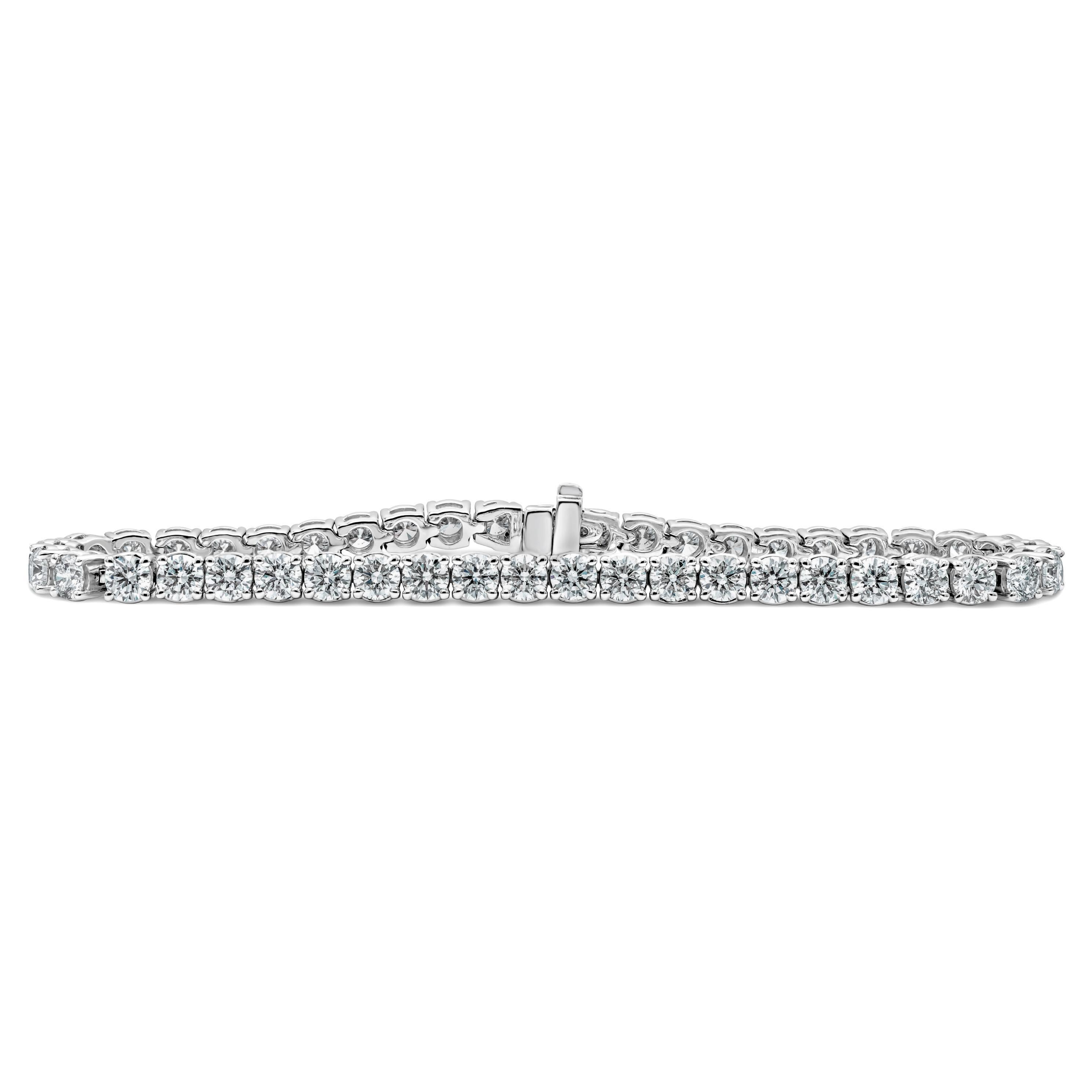 Roman Malakov 8.71 Carats Total Brilliant Round Cut Diamond Tennis Bracelet For Sale