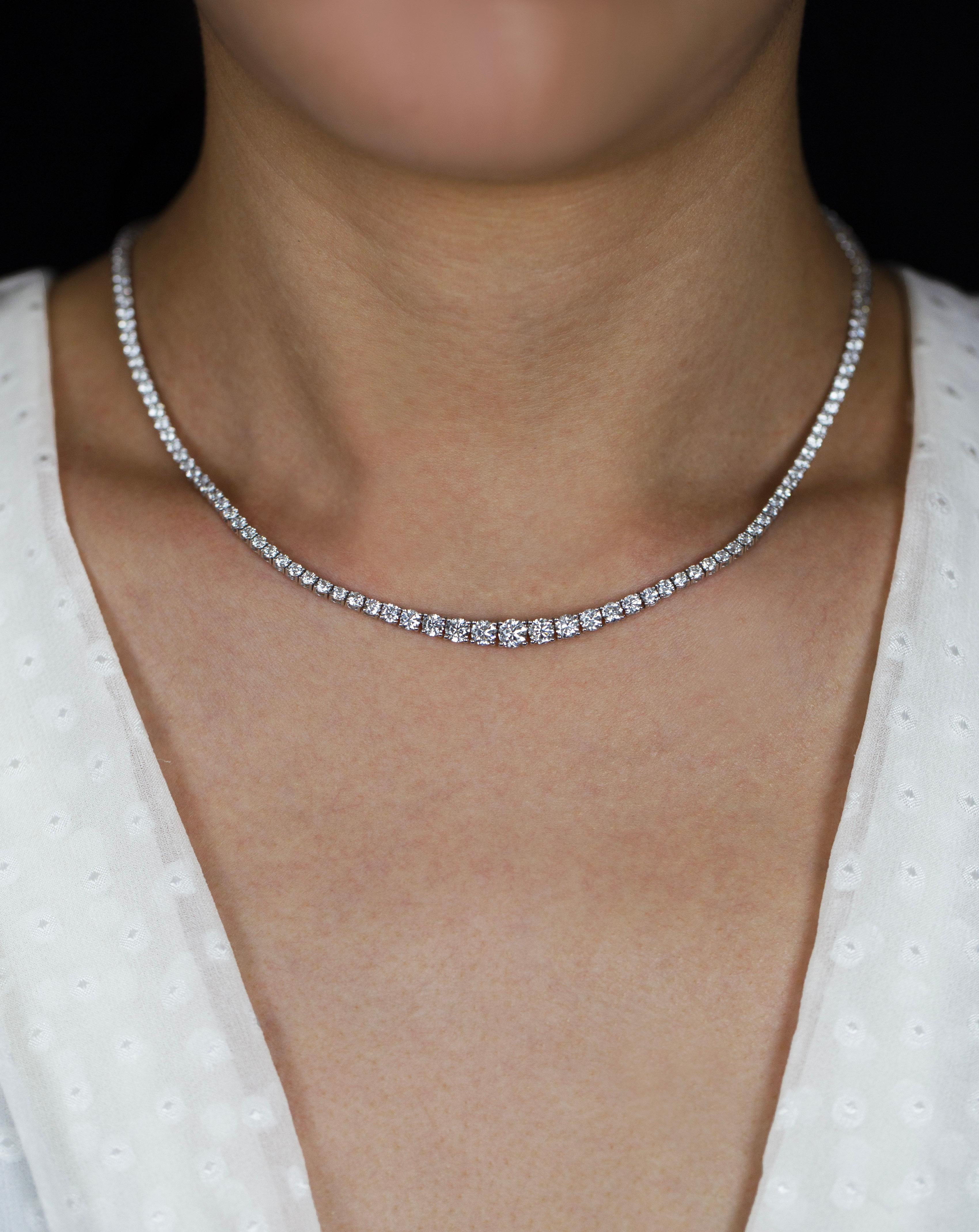 Roman Malakov 9.25 Carats Total Brilliant Round Diamonds Riviera Tennis Necklace In New Condition In New York, NY