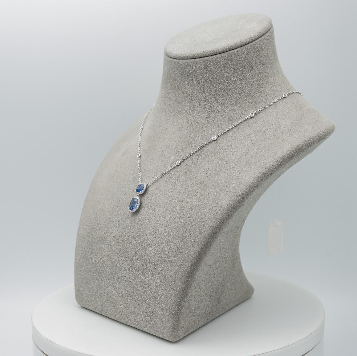 Roman Malakov 3.39 Carat Blue Sapphire with Diamond Halo Drop Pendant Necklace For Sale 1