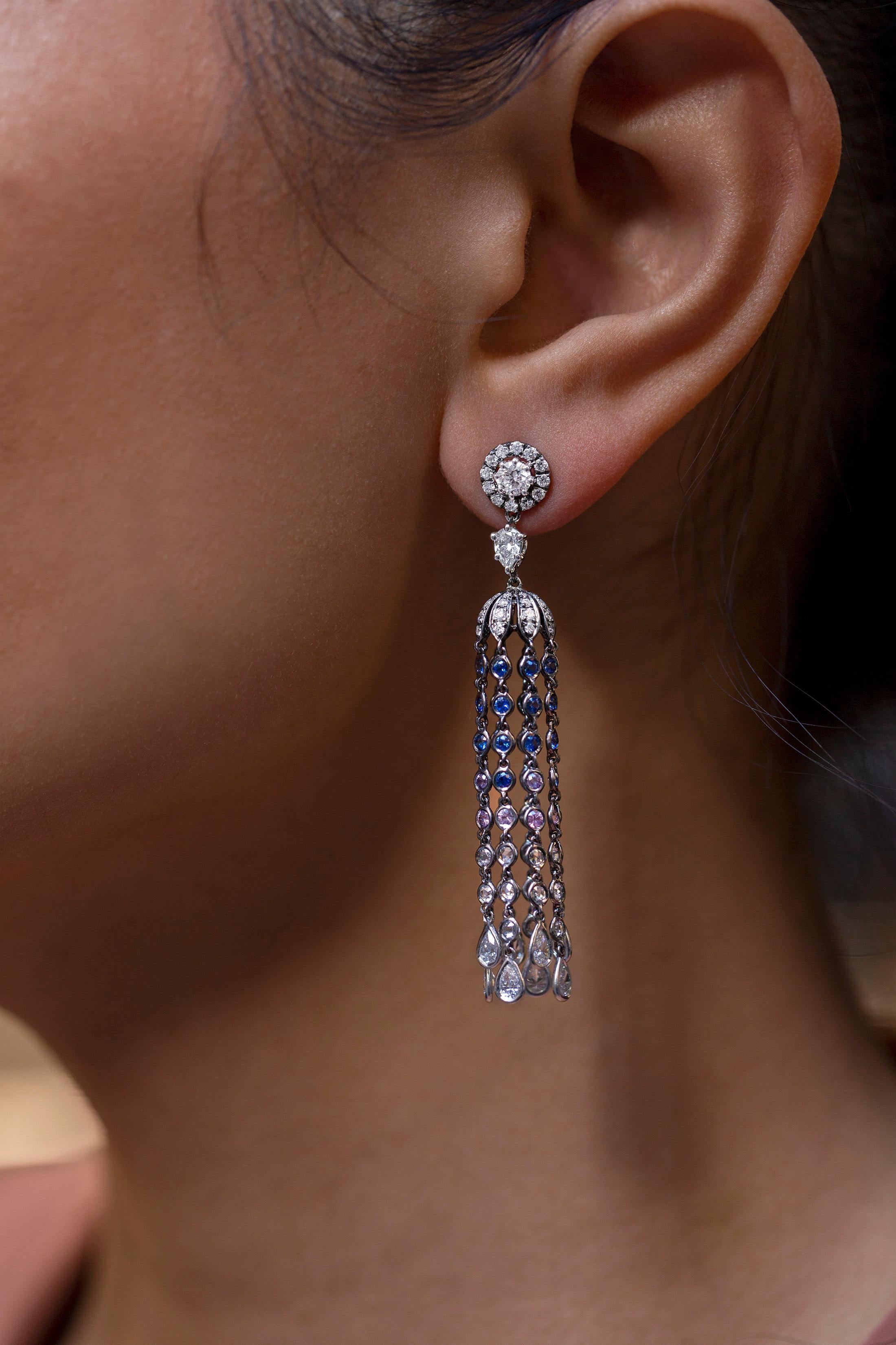 Roman Malakov 3,57 Karat Diamant- und blauer Saphir-Kronleuchter-Ohrringe mit Quasten (Moderne) im Angebot