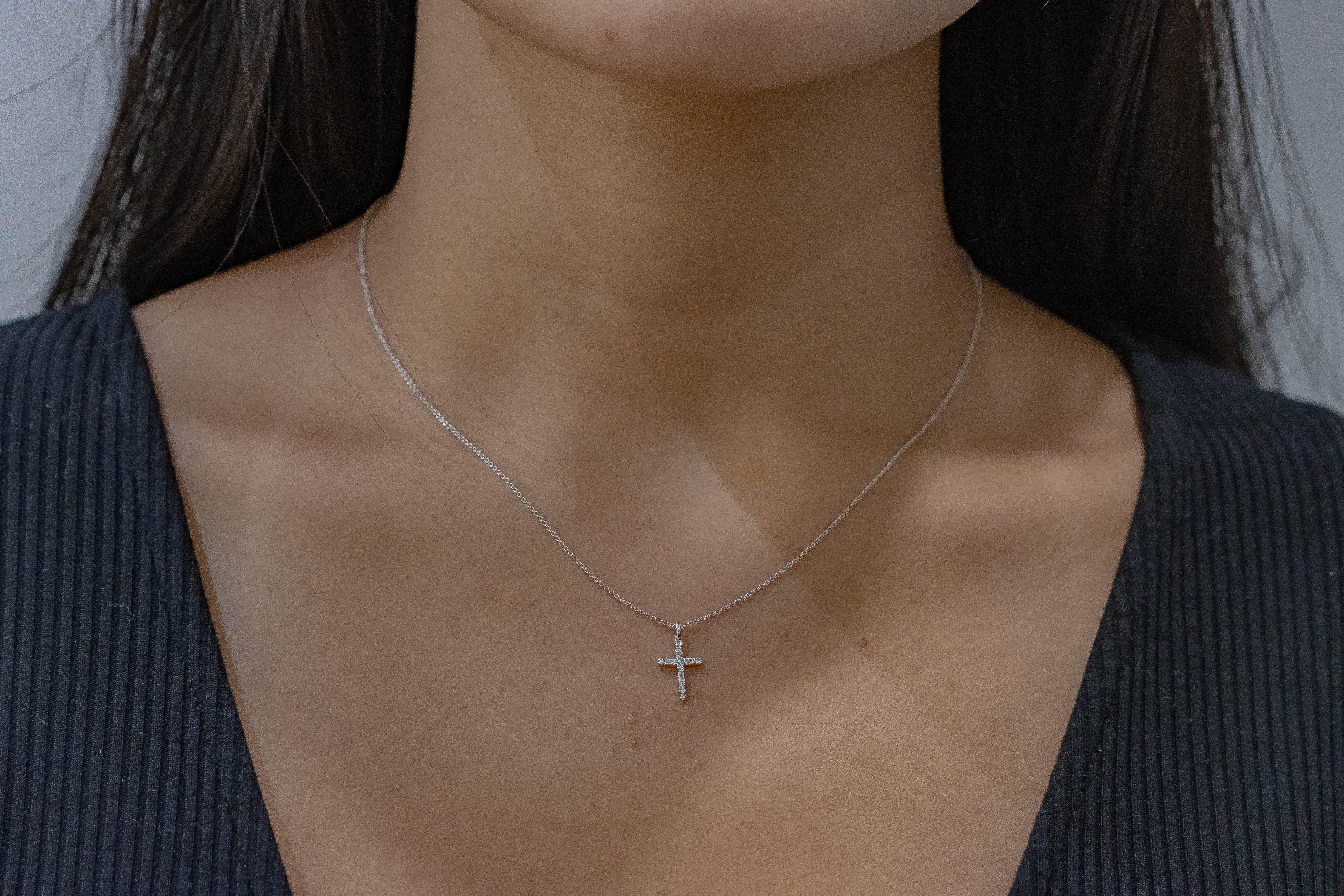 Contemporary Roman Malakov 0.08 Carat Round Cut Diamond Cross Pendant Necklace in White Gold