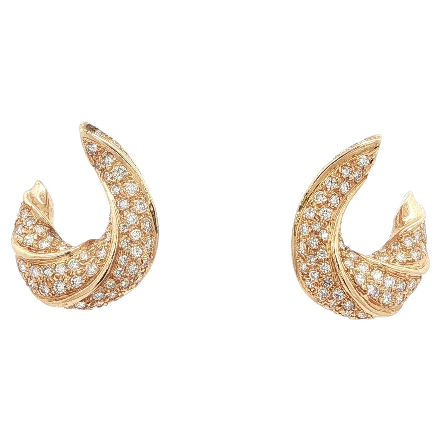 Boucles d'oreilles torsadées « Diamond » de Roman Malakov en or jaune 18 carats en vente