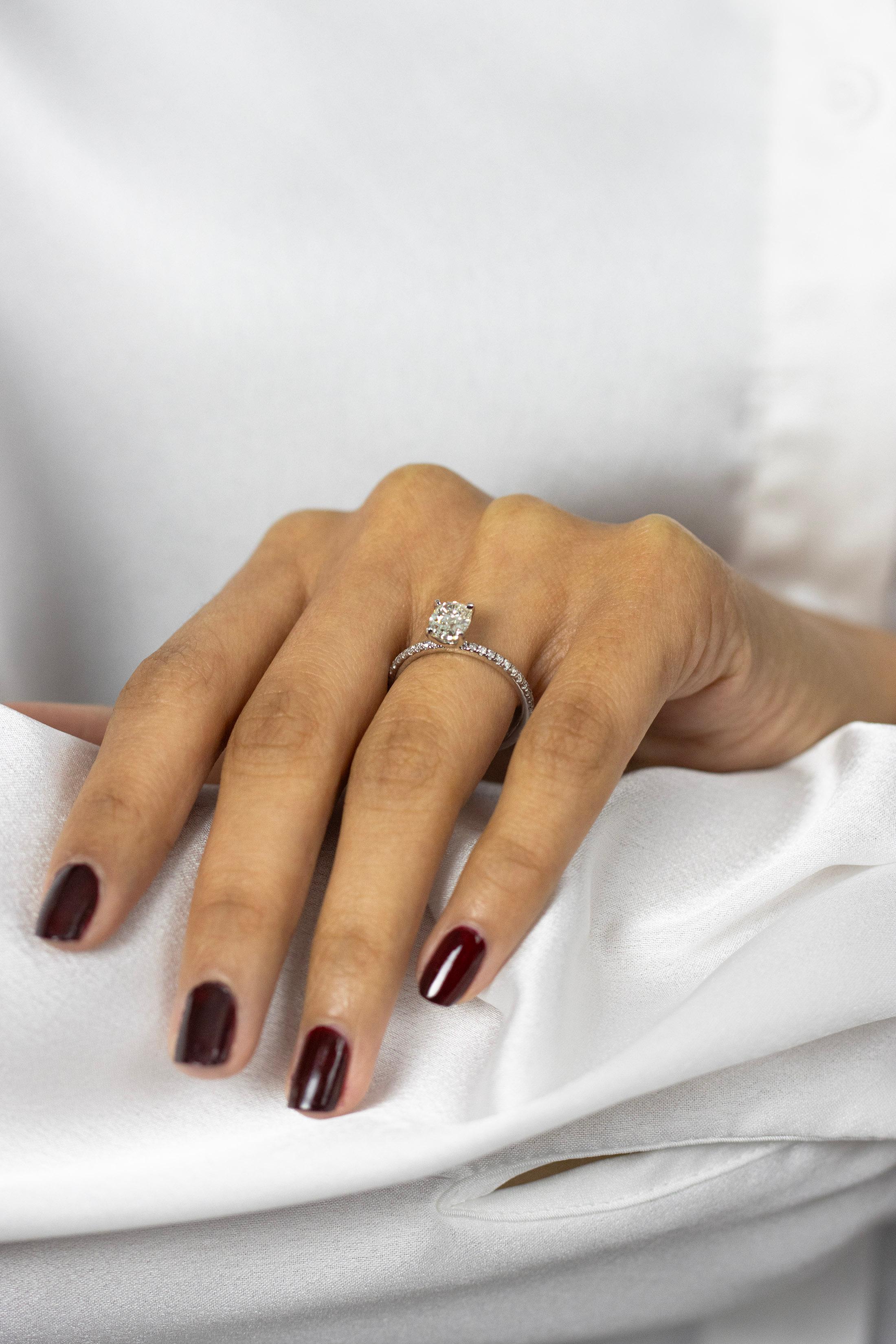 Roman Malakov Bague de fiançailles pavé de diamants taille coussin de 1,10 carat certifiée EGL Neuf - En vente à New York, NY