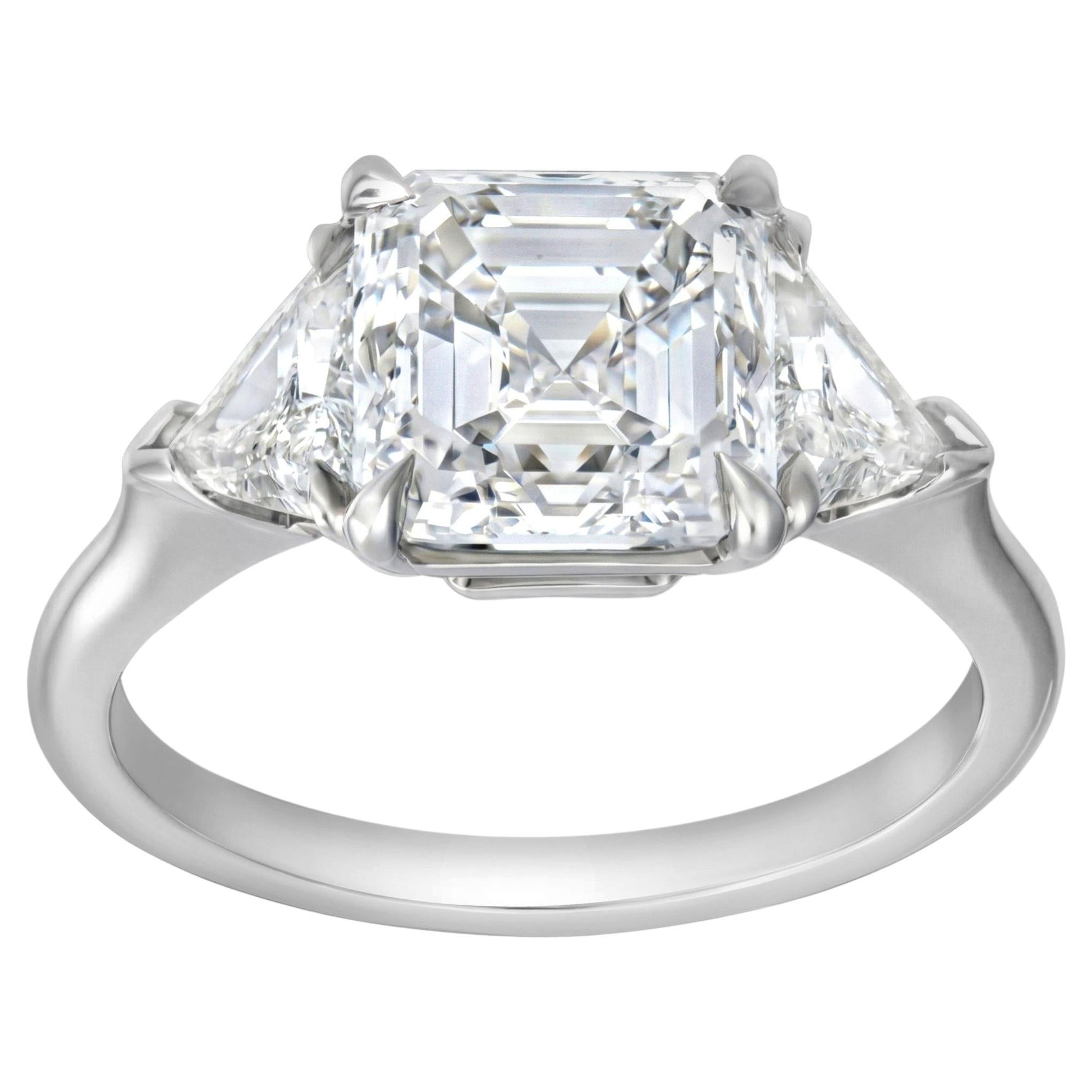 Roman Malakov GIA Anillo de compromiso de tres piedras con diamantes talla Asscher de 3,01 quilates en venta