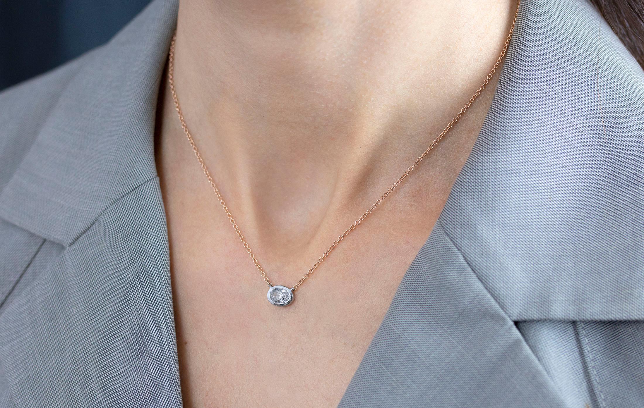 Women's Roman Malakov GIA Certified 1.03 Carat Oval Cut Diamond Bezel Pendant Necklace For Sale