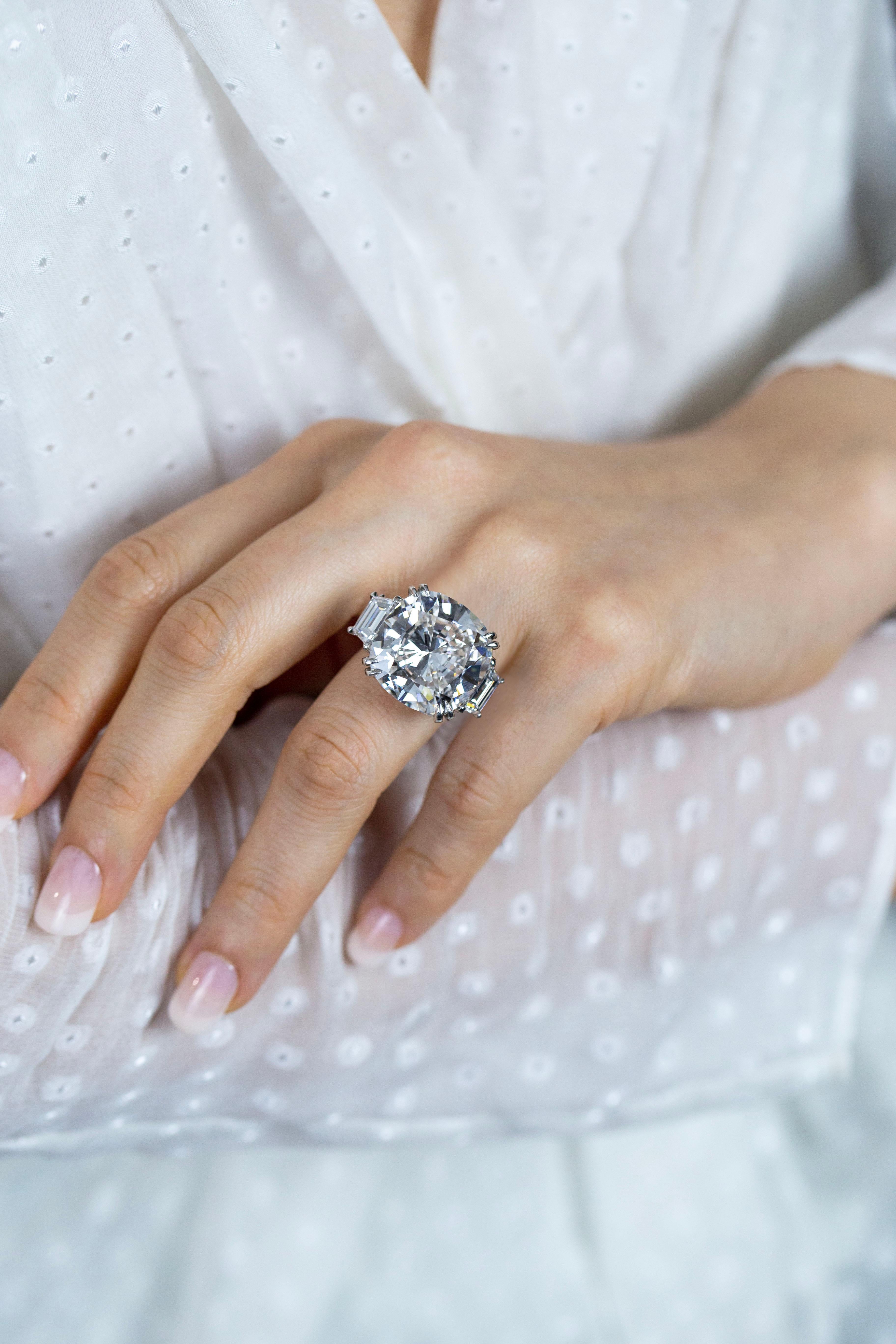 22 carat diamond engagement ring