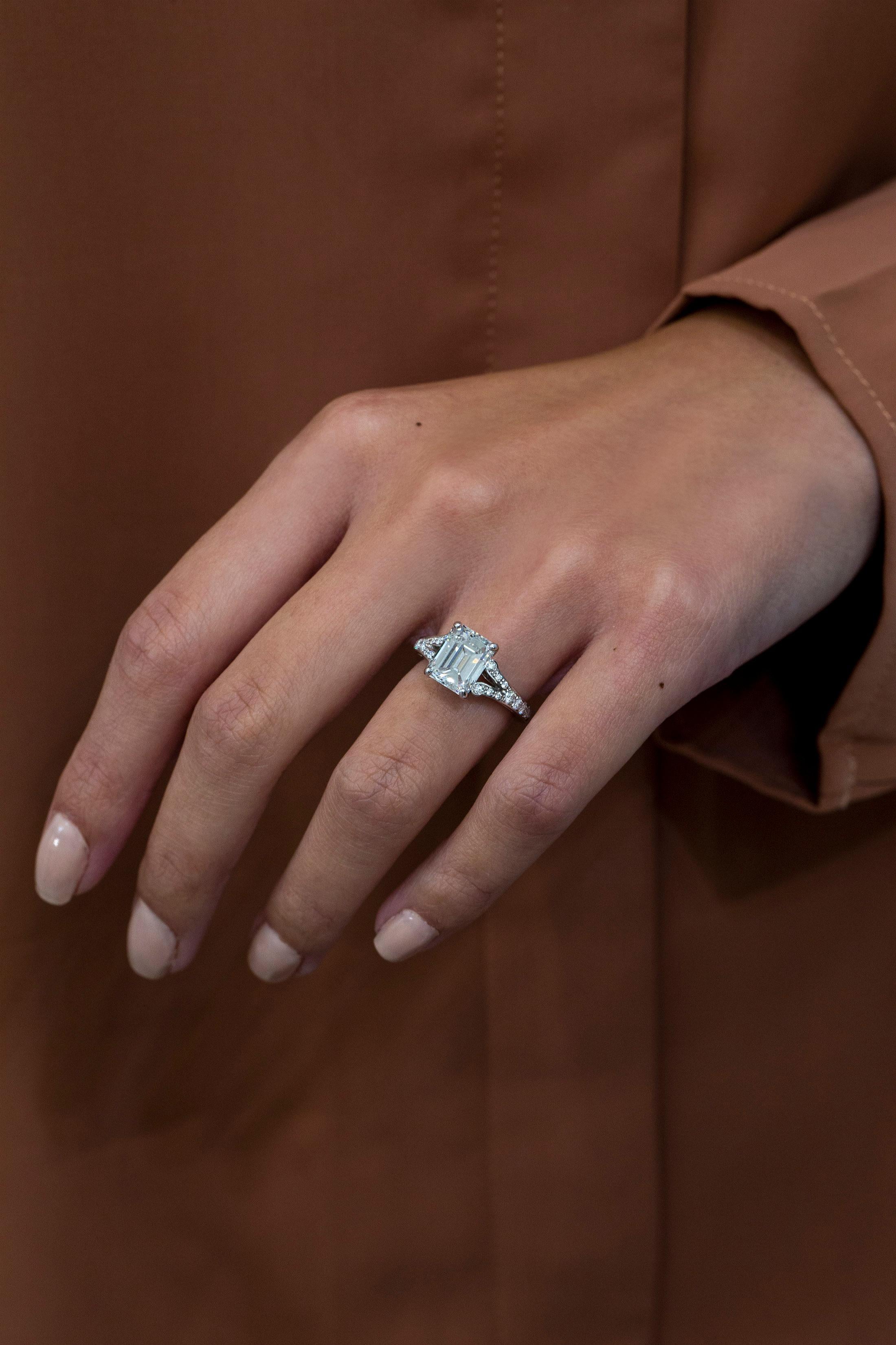 Contemporary Roman Malakov GIA Certified 3.01 Emerald Cut Diamond Split-Shank Engagement Ring For Sale