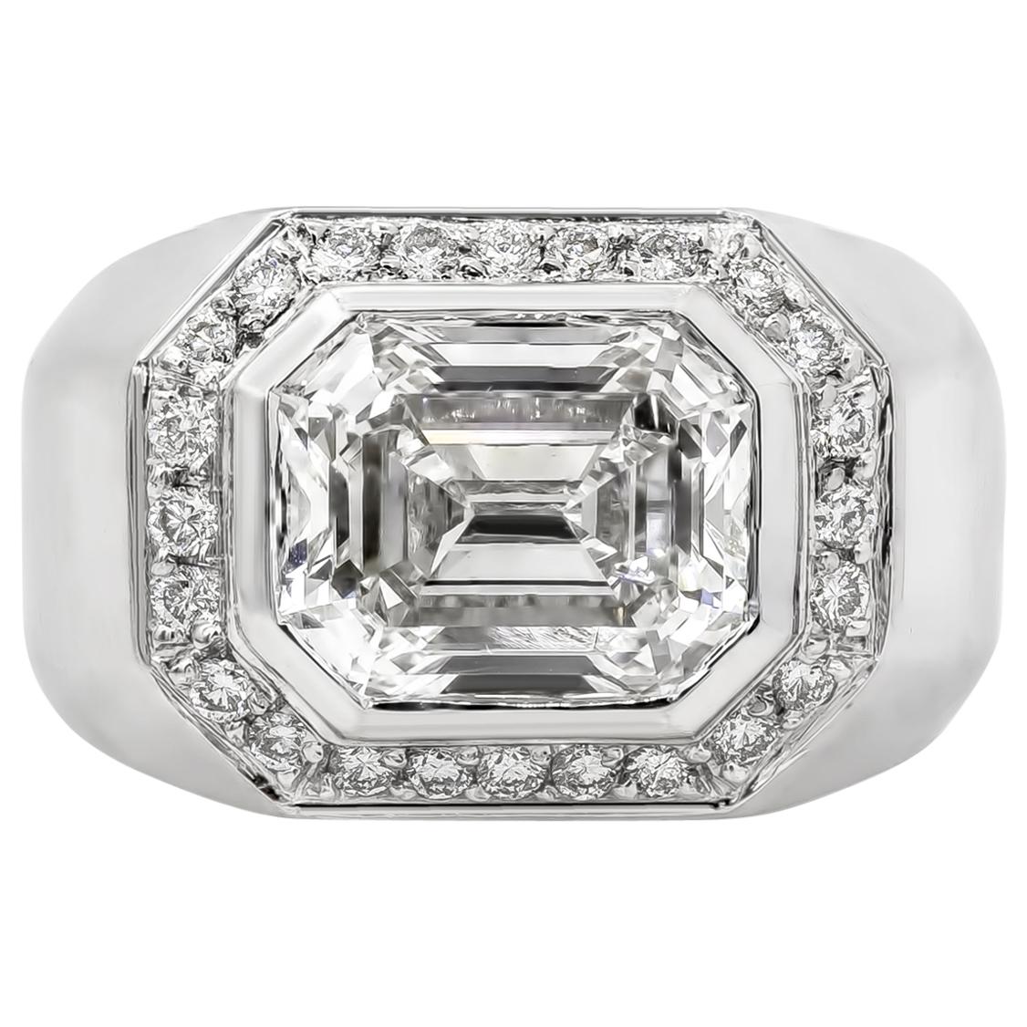 Roman Malakov GIA Certified 3.14 Carats Total Emerald Cut Diamond Men's Ring For Sale