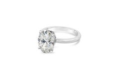 GIA Certified 3.50 Carats Oval Cut Diamond Solitaire Engagement Ring in Platinum