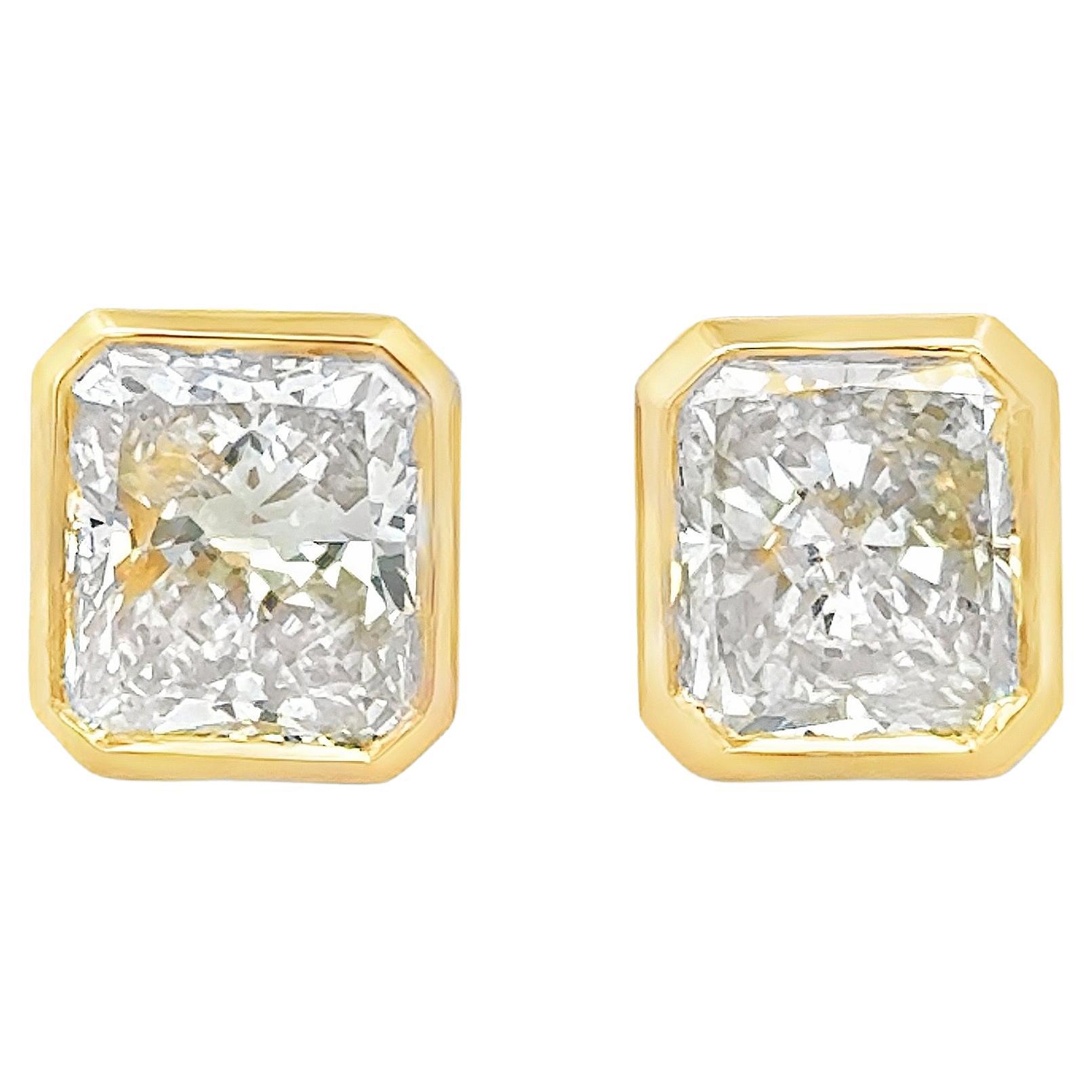 Roman Malakov Diamonds GIA Certified 4.04 Carats Radiant Cut Diamond Stud Earrings