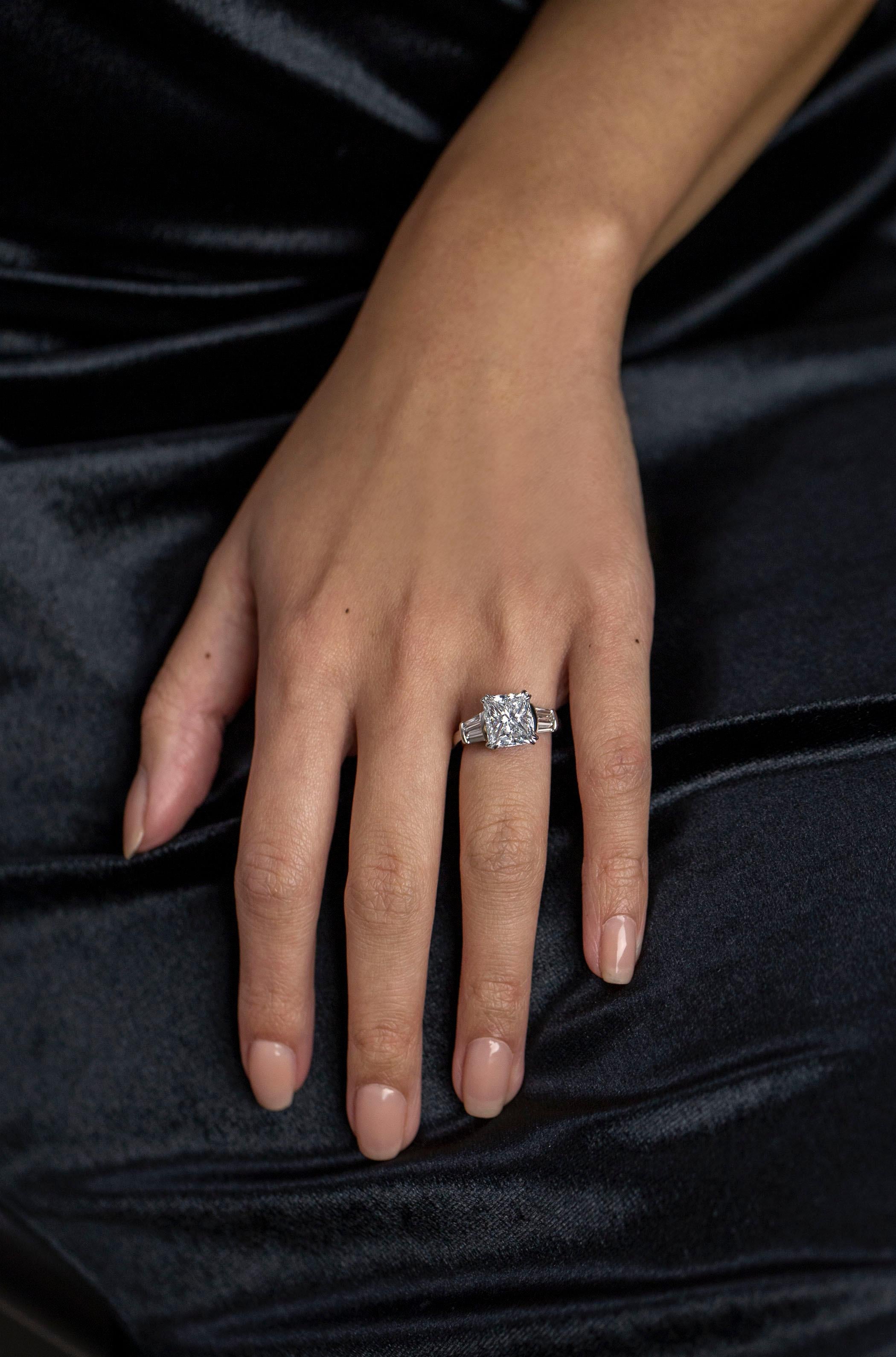 Contemporary Roman Malakov GIA Certified 5.03 Carat Princess Cut Diamond Engagement Ring For Sale