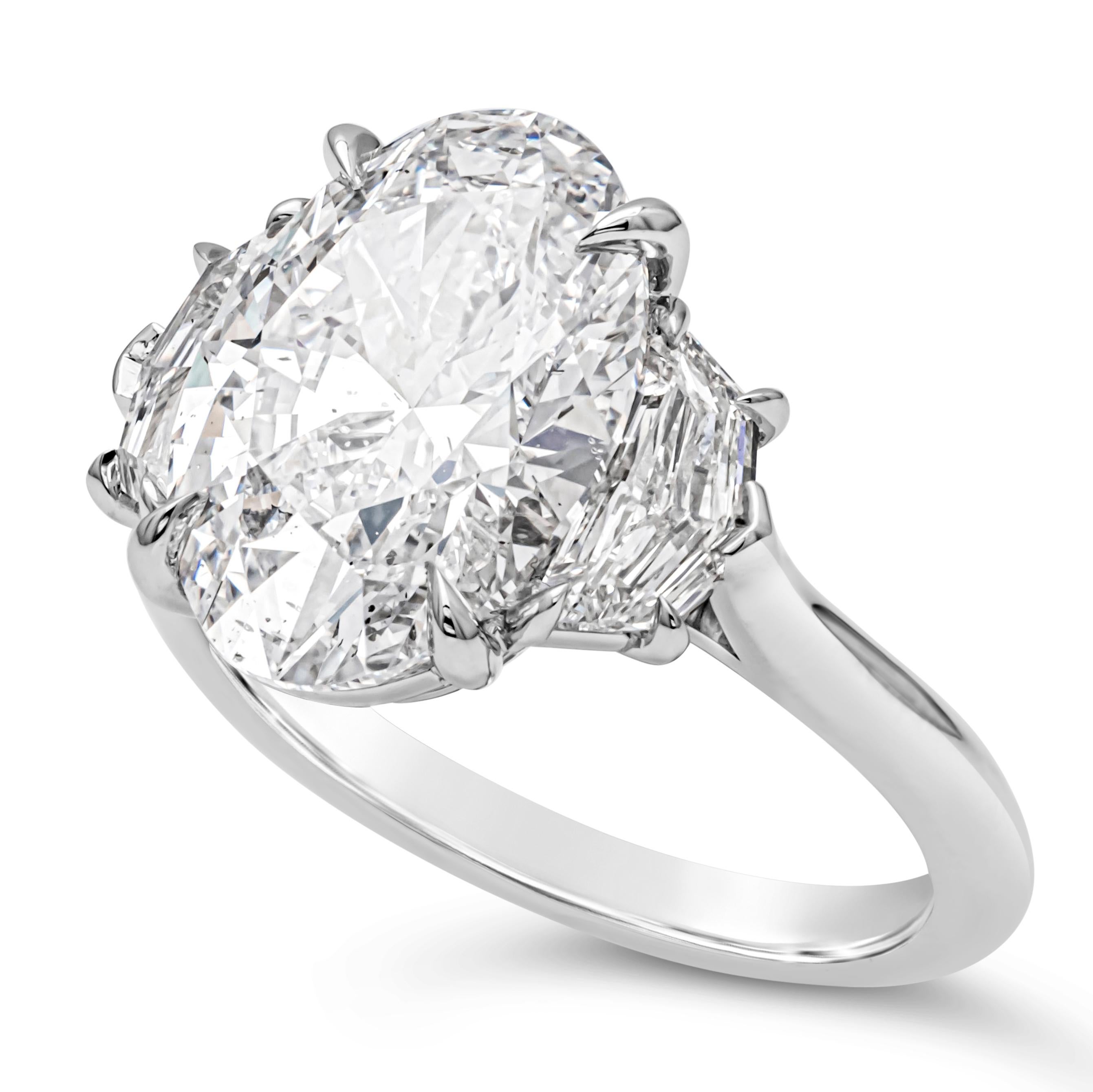Roman Malakov GIA Certified 5.11 Carats Oval Cut Diamond Three-Stone Ring In New Condition For Sale In New York, NY