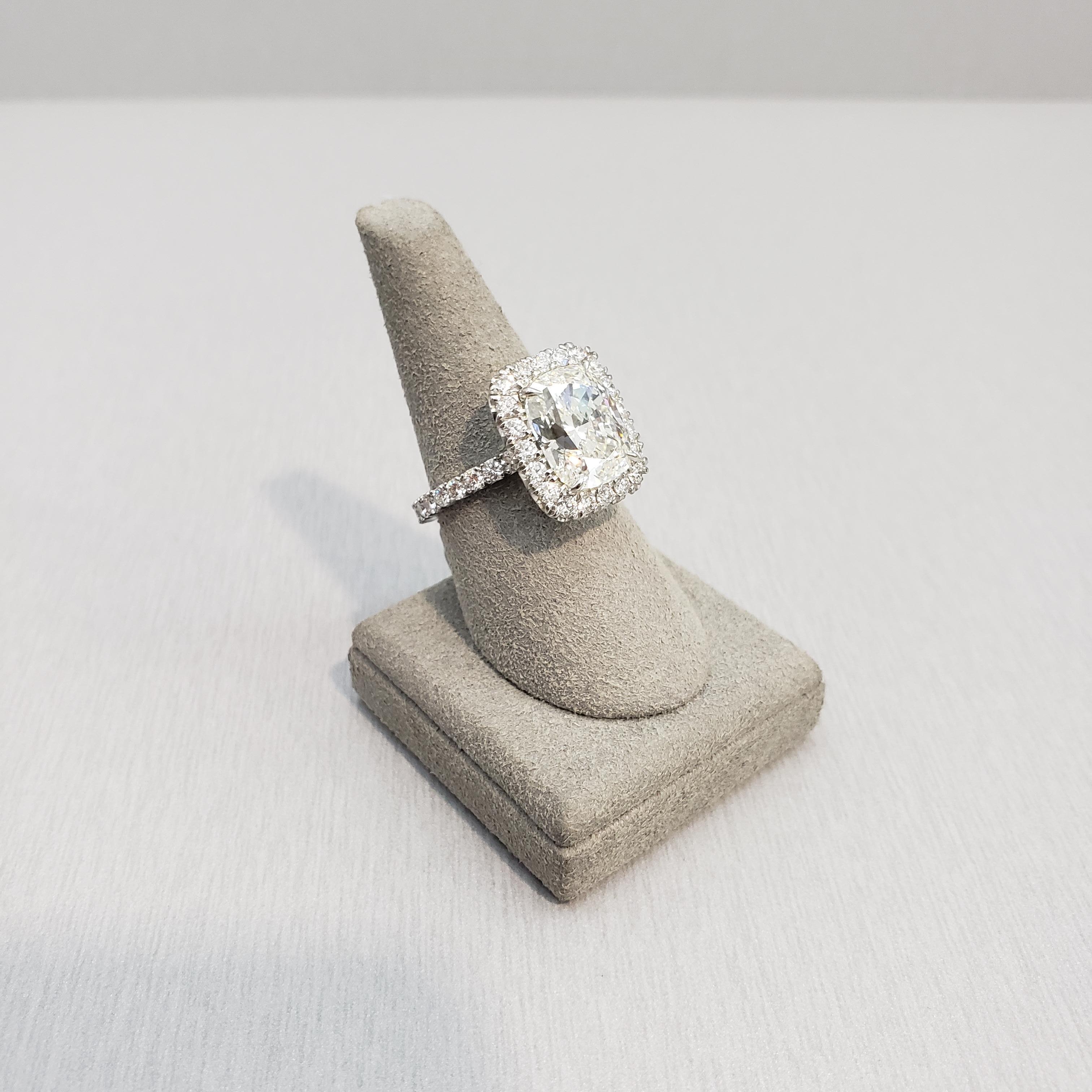 Roman Malakov GIA Certified 5.01 Carat Cushion Cut Diamond Halo Engagement Ring For Sale 1