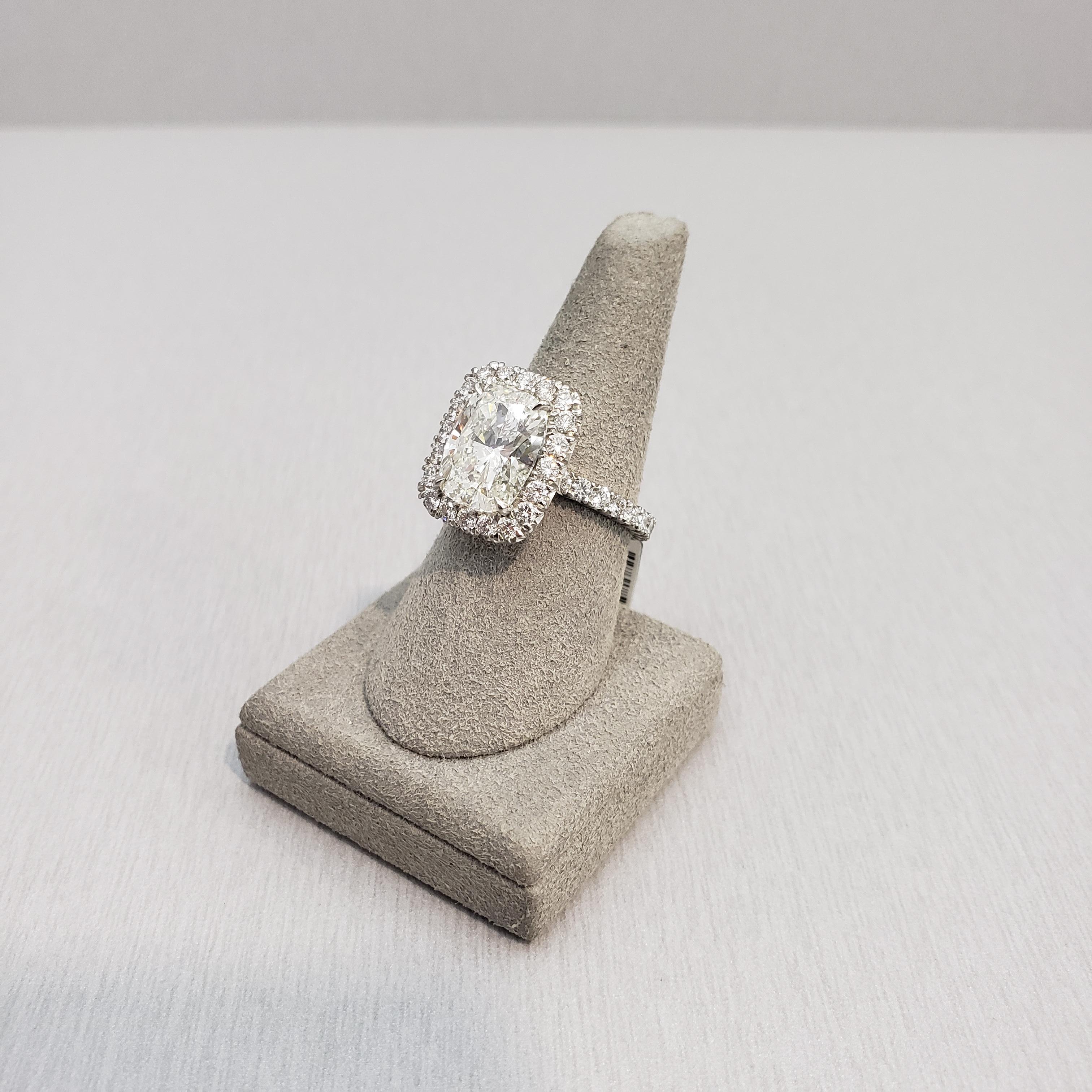 Roman Malakov GIA Certified 5.01 Carat Cushion Cut Diamond Halo Engagement Ring For Sale 2