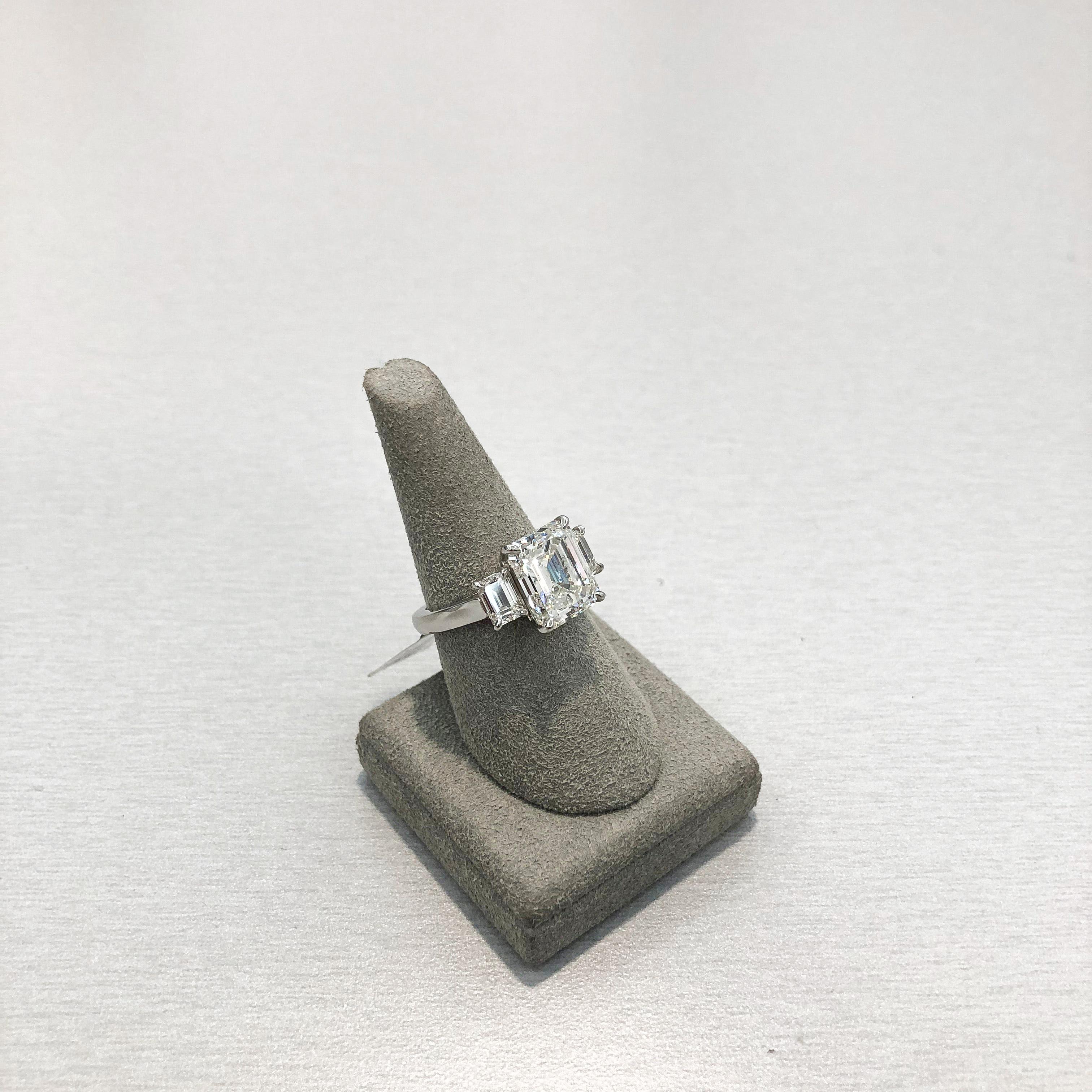 Roman Malakov GIA Certified 5.16 Emerald Cut Diamond Three-Stone Engagement Ring For Sale 2