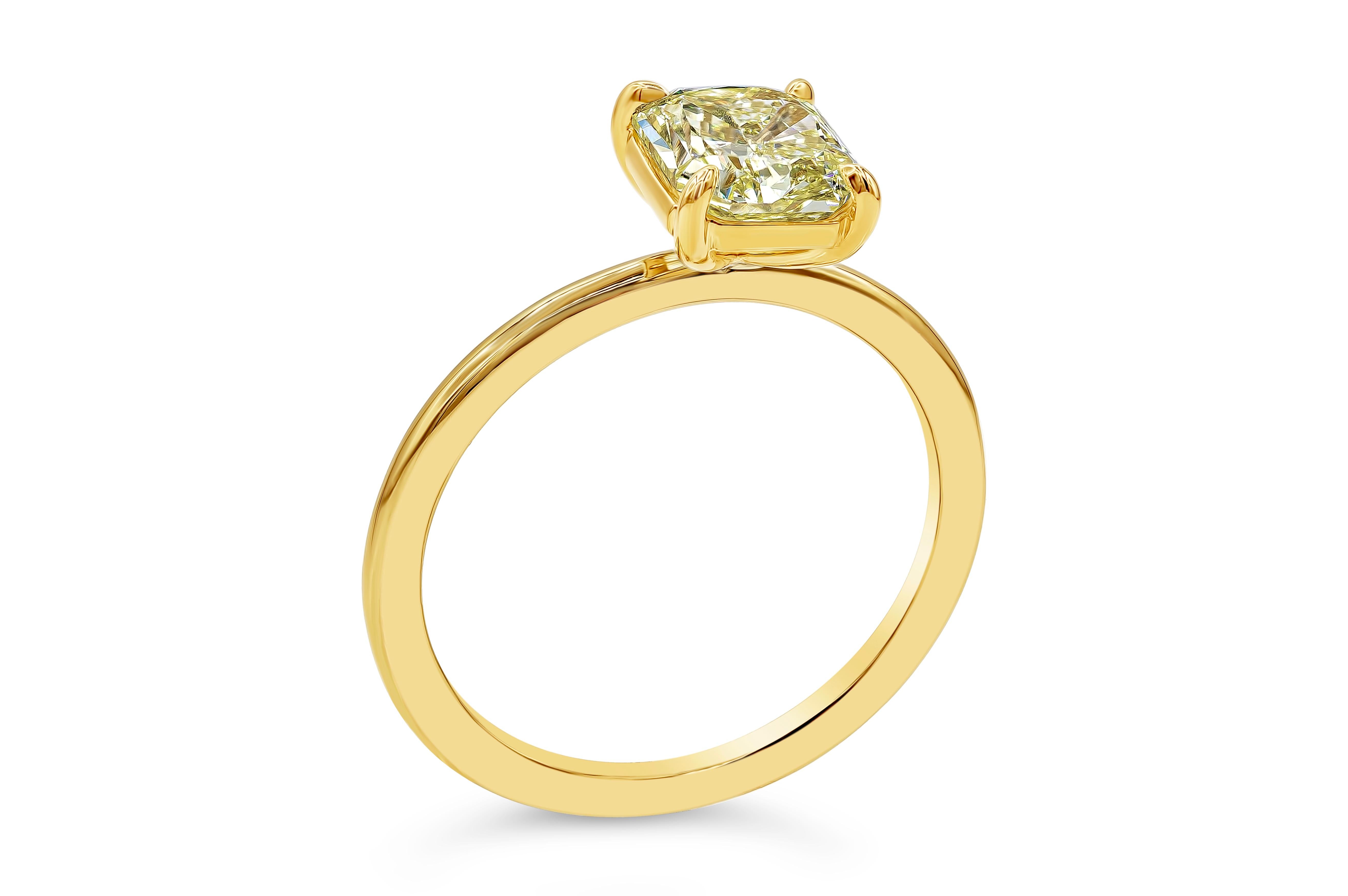Verlobungsring mit GIA-zertifiziertem 1,35 Karat gelbem Diamanten im Strahlenschliff (Zeitgenössisch) im Angebot