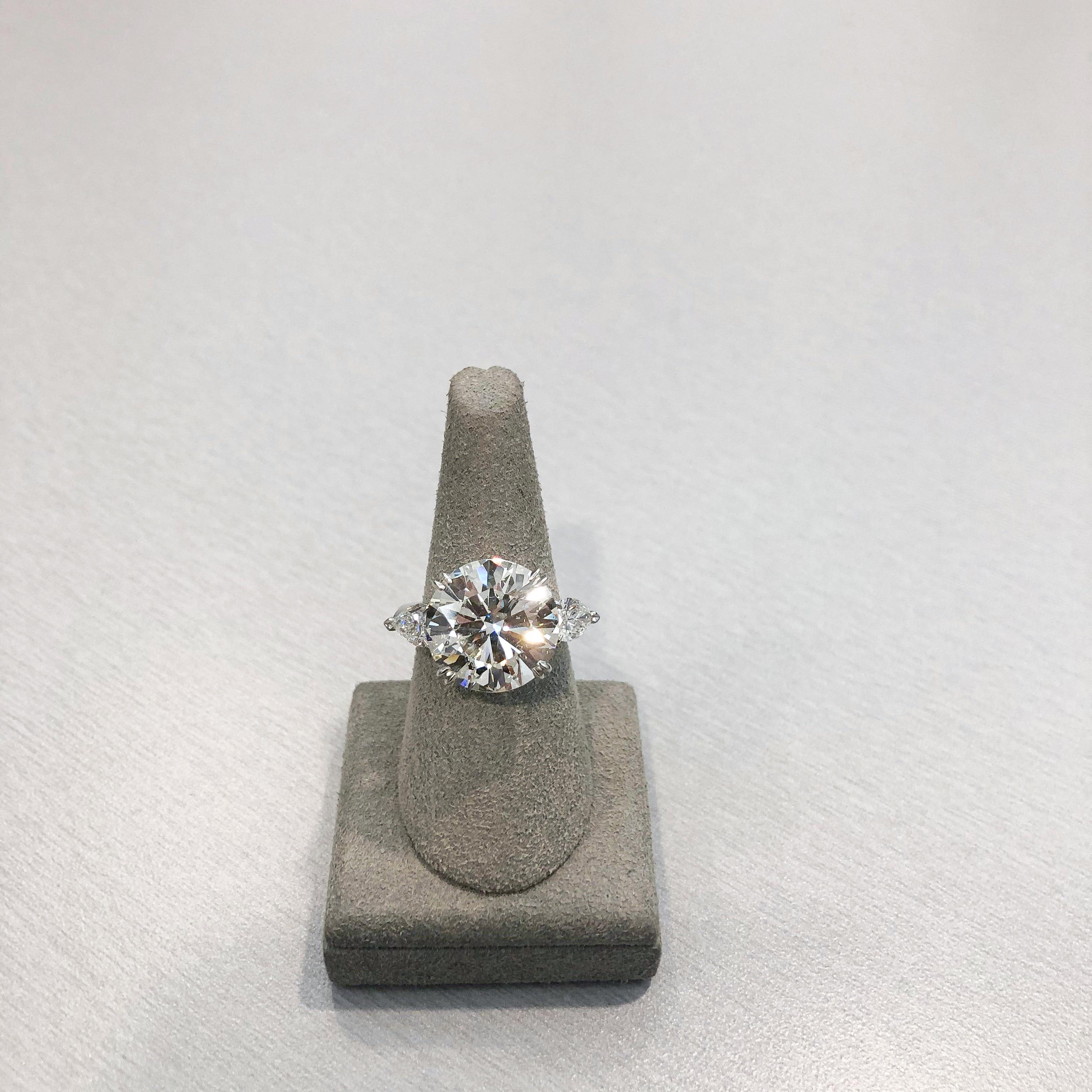 Round Cut GIA Certified 10.09 Carats Round Brilliant Diamond Three-Stone Engagement Ring For Sale