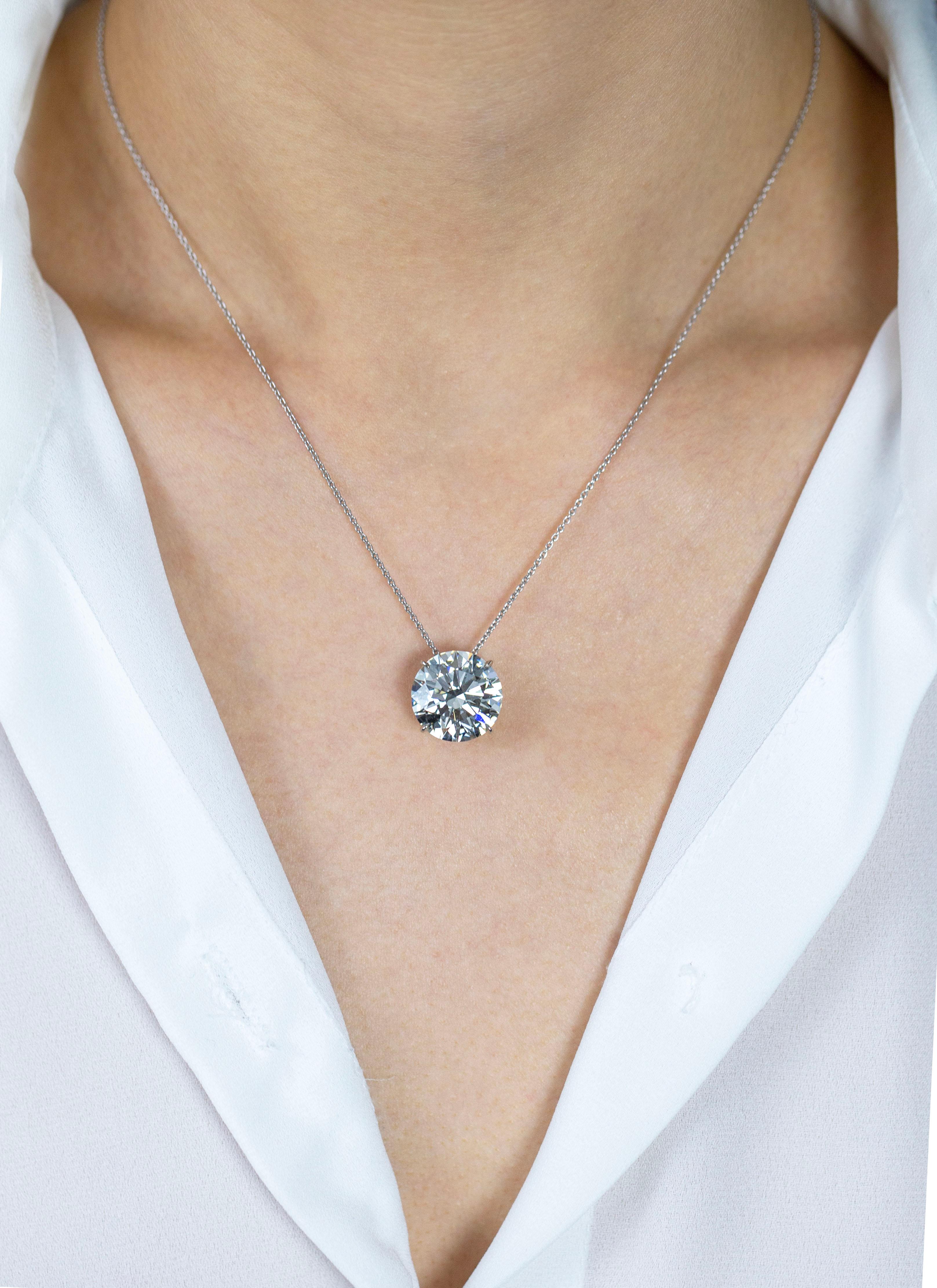 Contemporary Roman Malakov 10.43 Carat Brilliant Round Diamond Solitaire Pendant Necklace For Sale