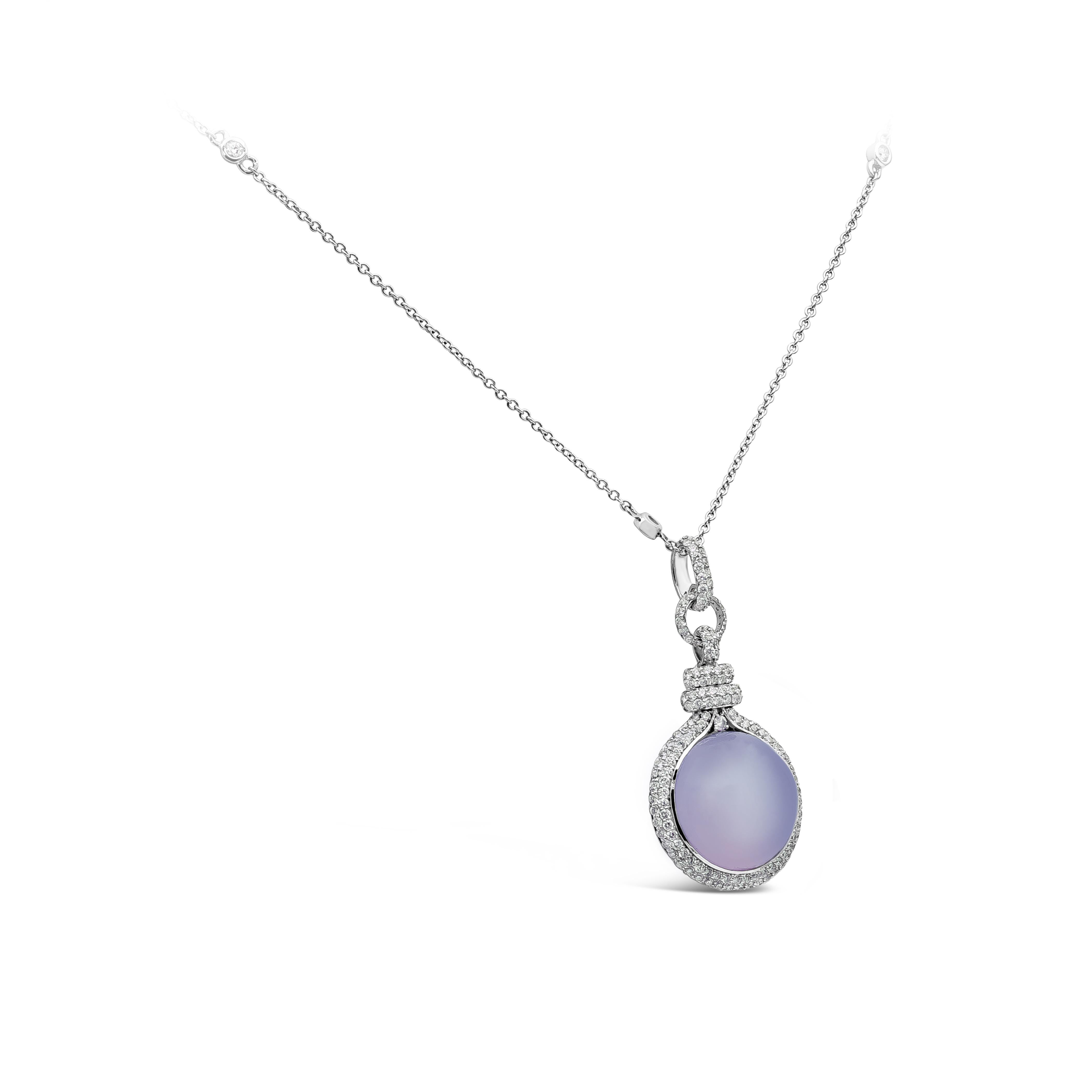 Contemporary Roman Malakov 12.09 Carat Lavender Chalcedony and Diamond Pendant Necklace For Sale