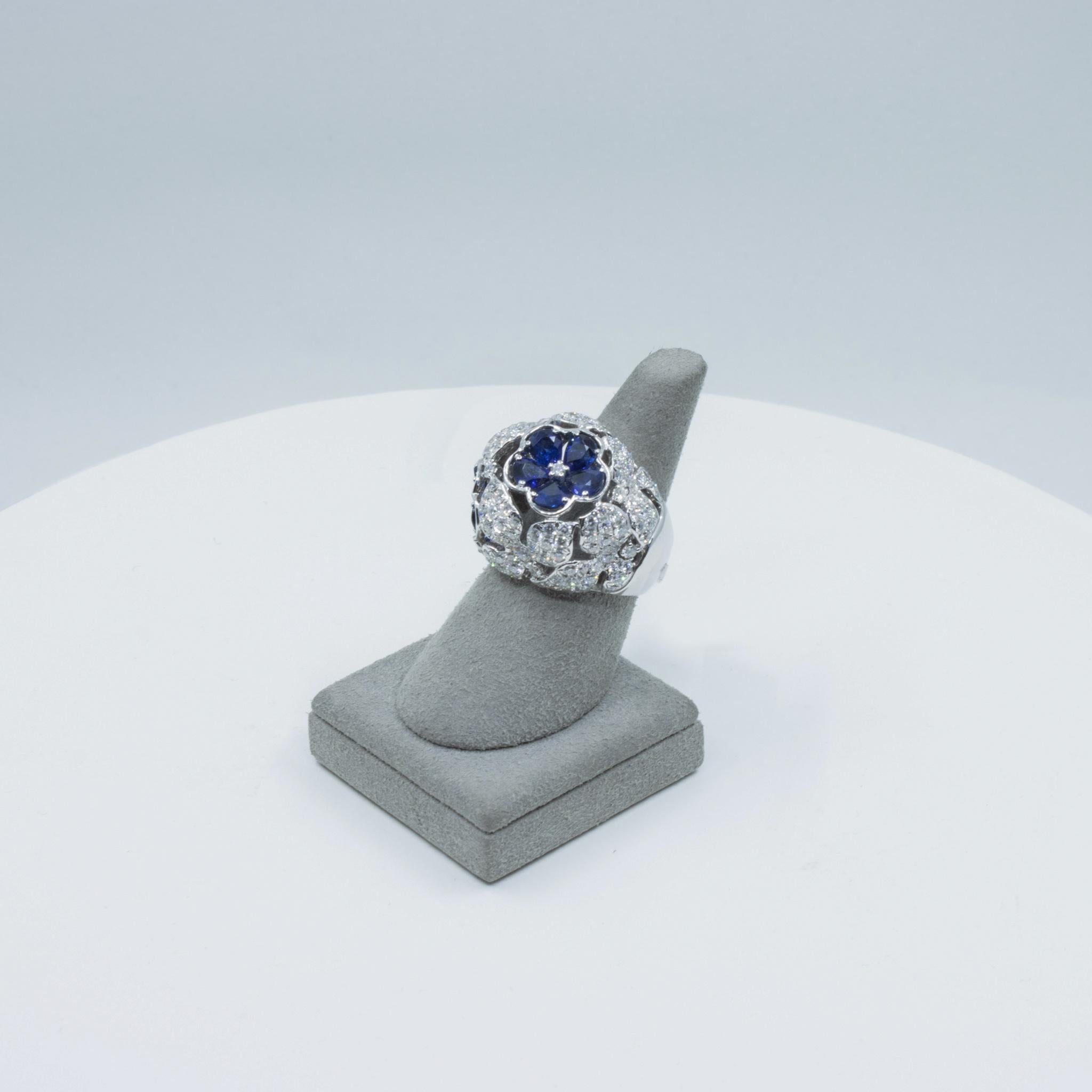 Roman Malakov 8.11 Carats Total Blue Sapphire and Round Diamonds Fashion Ring For Sale 5