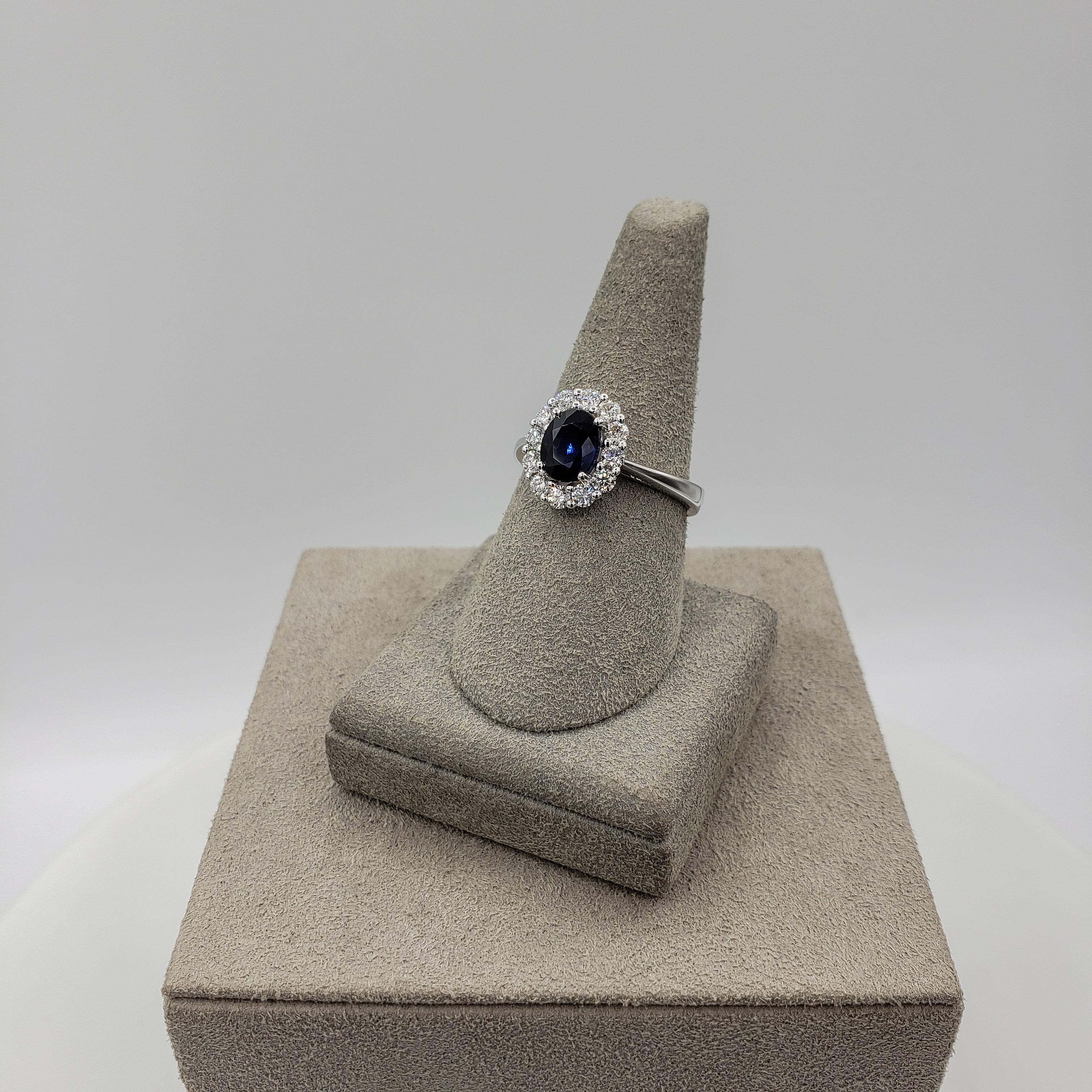 Roman Malakov 1.60 Carats Oval Cut Blue Sapphire & Diamond Halo Engagement Ring In New Condition For Sale In New York, NY