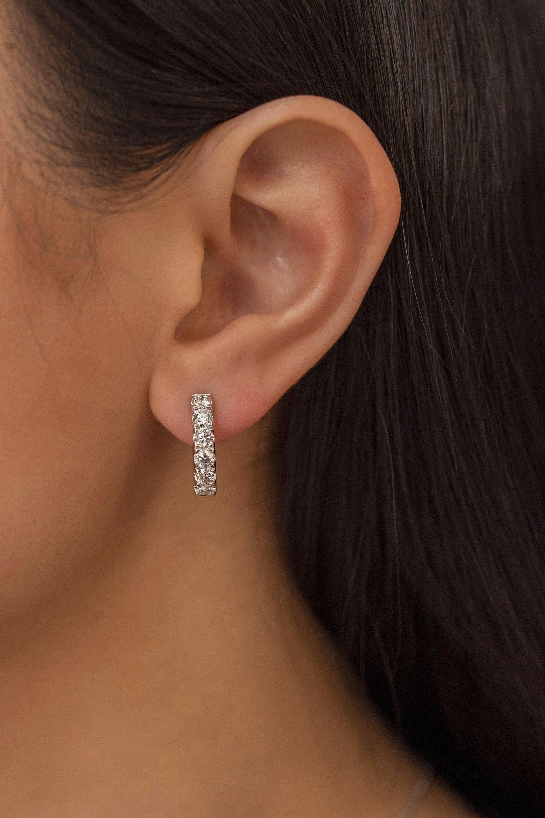 Contemporary Roman Malakov, Oval Shape Hoop Earrings with 1.74 Carat Diamond For Sale