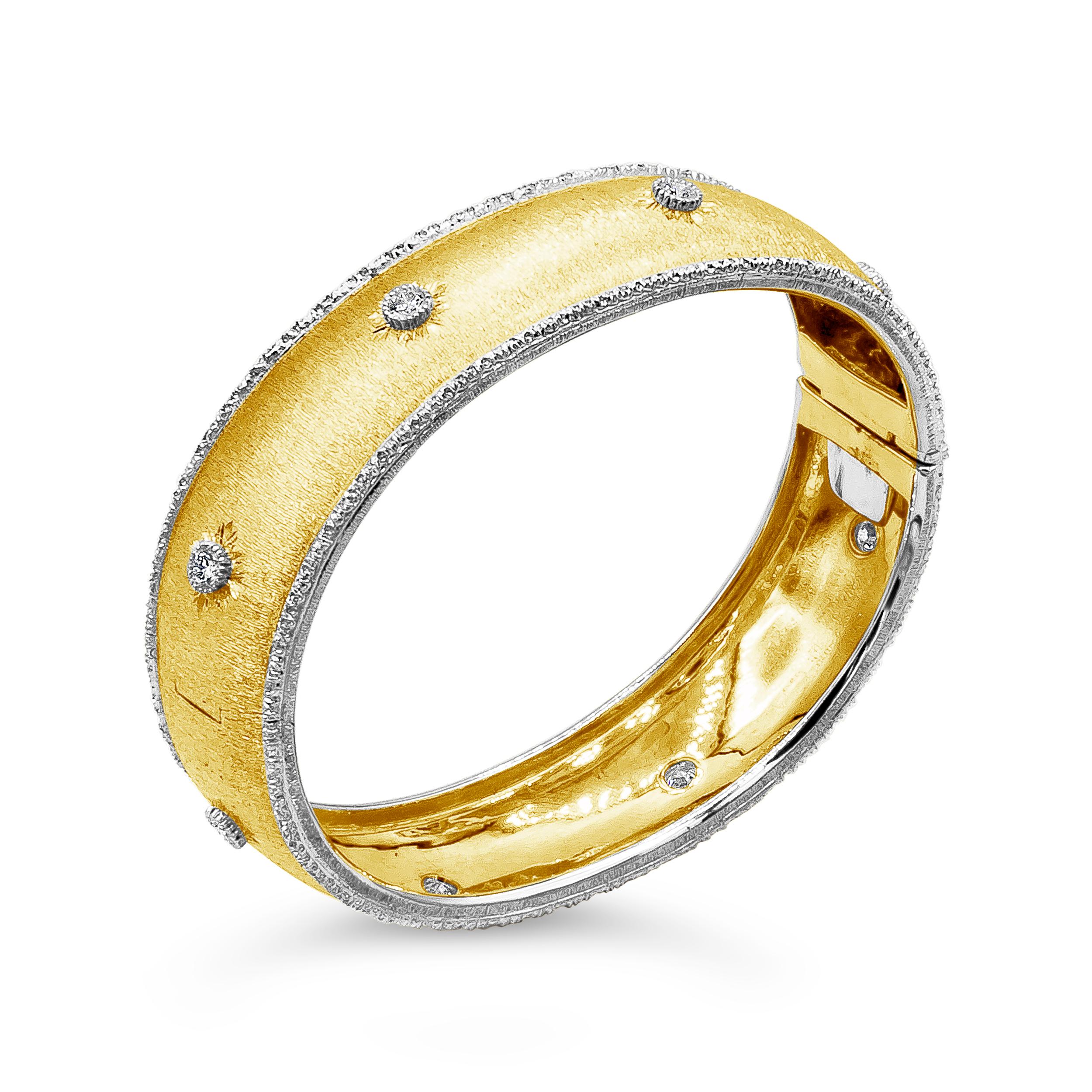 Un bracelet bangle à la mode et antique mettant en valeur 1,00 carats au total, une finition en or jaune brossé et bombé accentuée par des diamants ronds de taille brillant espacés uniformément sur tout le bracelet.

Roman Malakov est une maison sur
