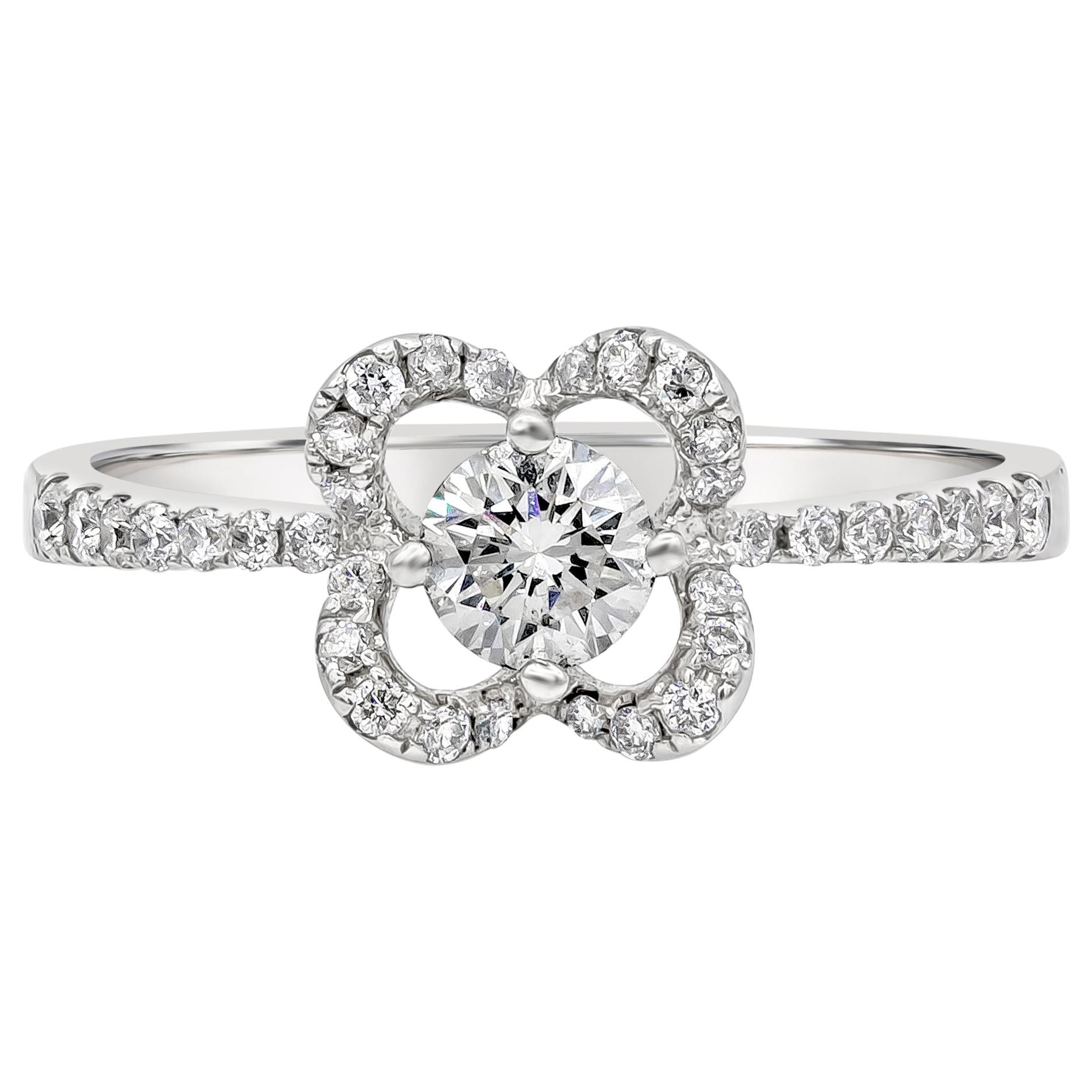 Roman Malakov Diamonds 0.32 carati di diamante rotondo con incastonatura a forma di bussola e anello di fidanzamento con aureola floreale