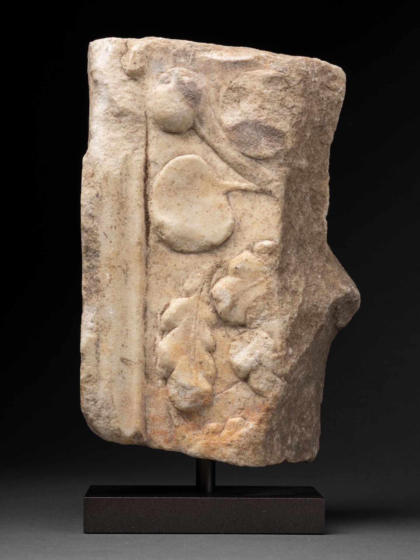 18th Century and Earlier Roman Marble Architectural Decoration - 1st / 2nd century AD For Sale