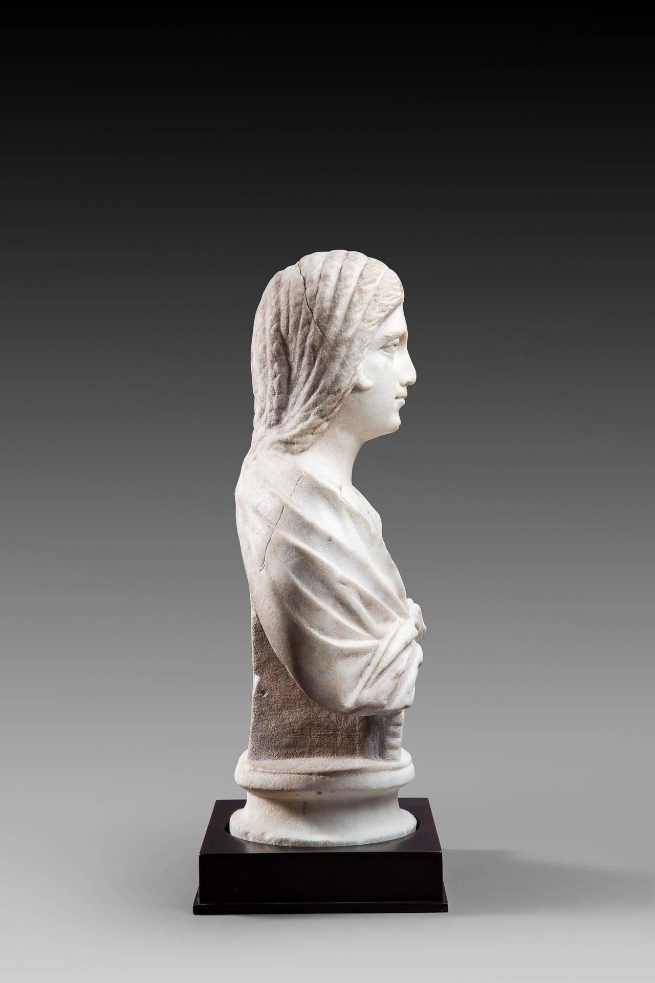 Classical Roman Roman Marble Bust of a Woman, 1st-2nd Century AD For Sale