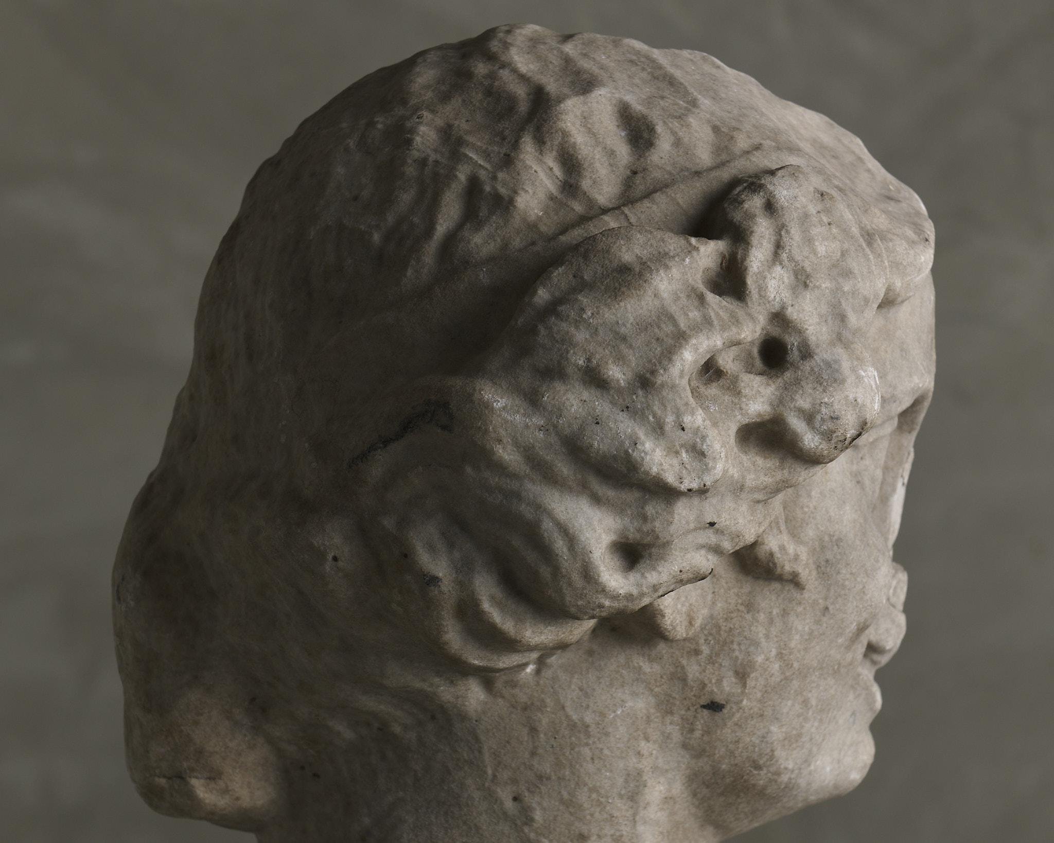 Buste de Bacchus en marbre romain, vers le 2e siècle après J.-C. Bon état - En vente à Los Angeles, CA